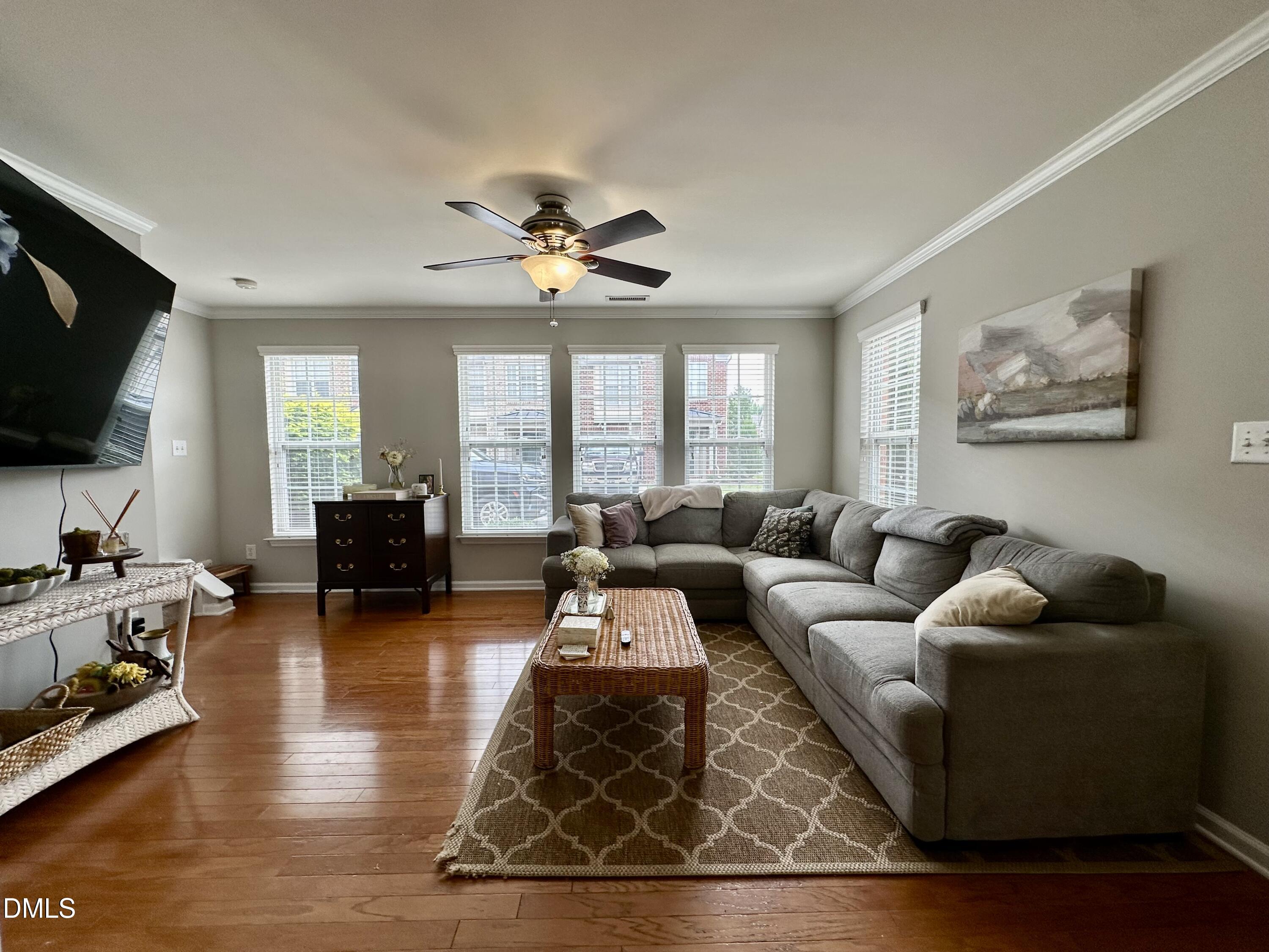 9826 Grettle Court Property Photo 6