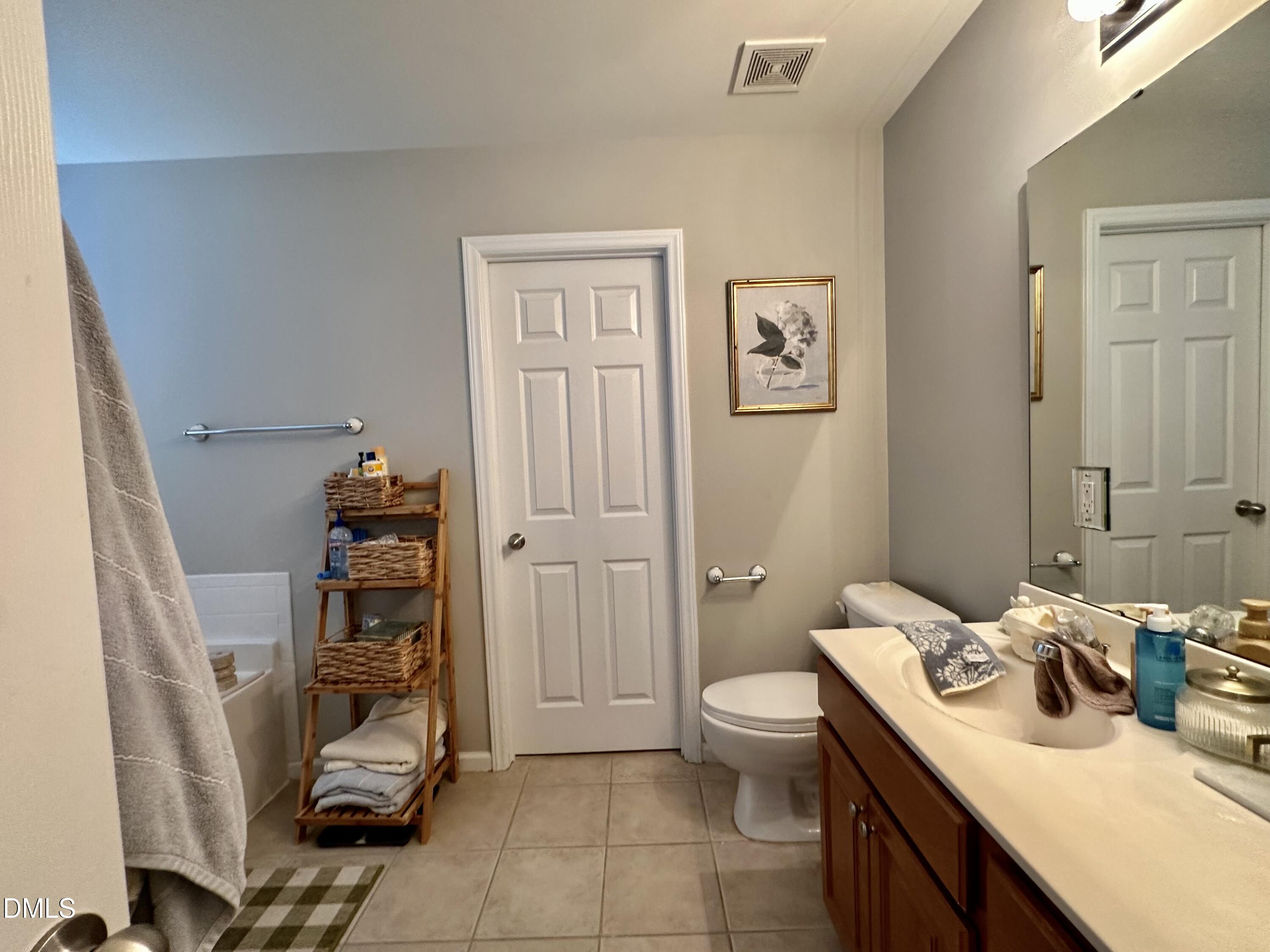9826 Grettle Court Property Photo 10