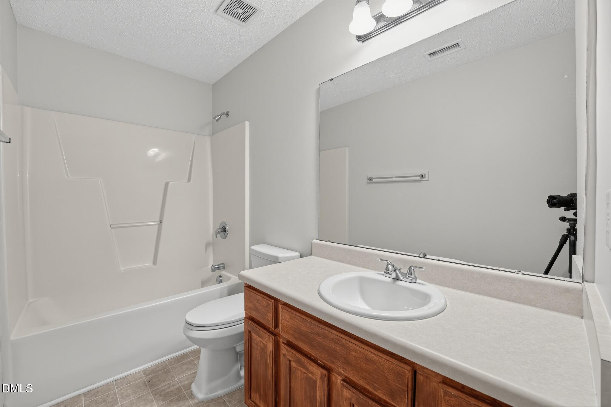 5 Flatford Court Property Photo 11