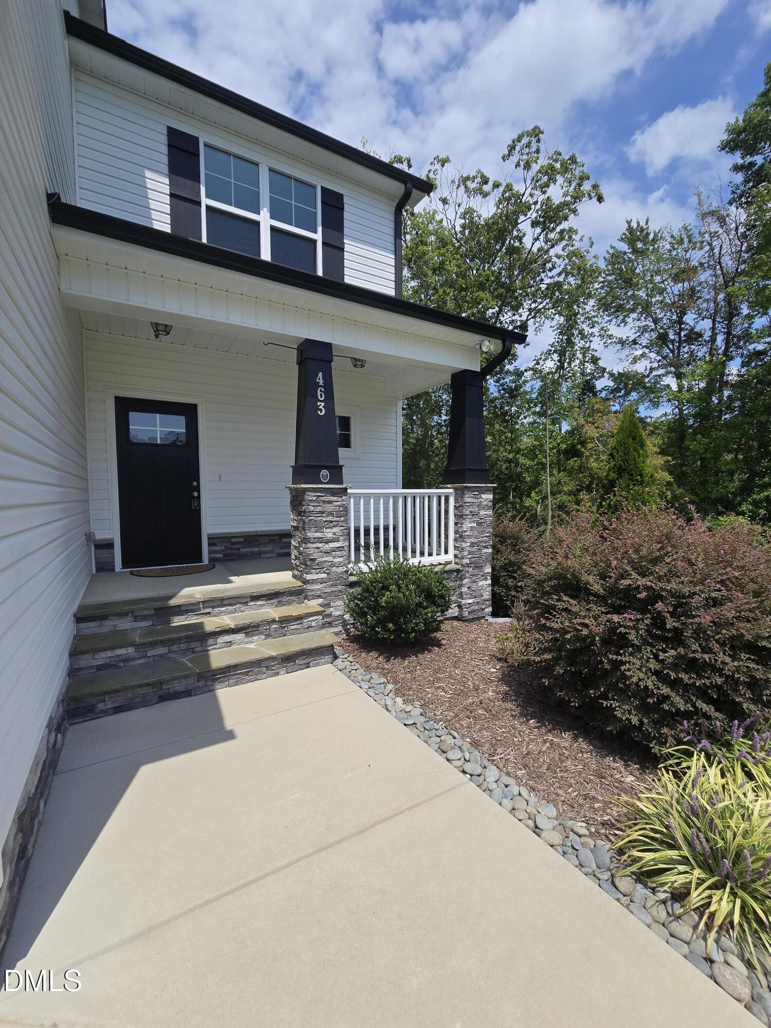 463 Jackson Pond Drive Property Photo 2