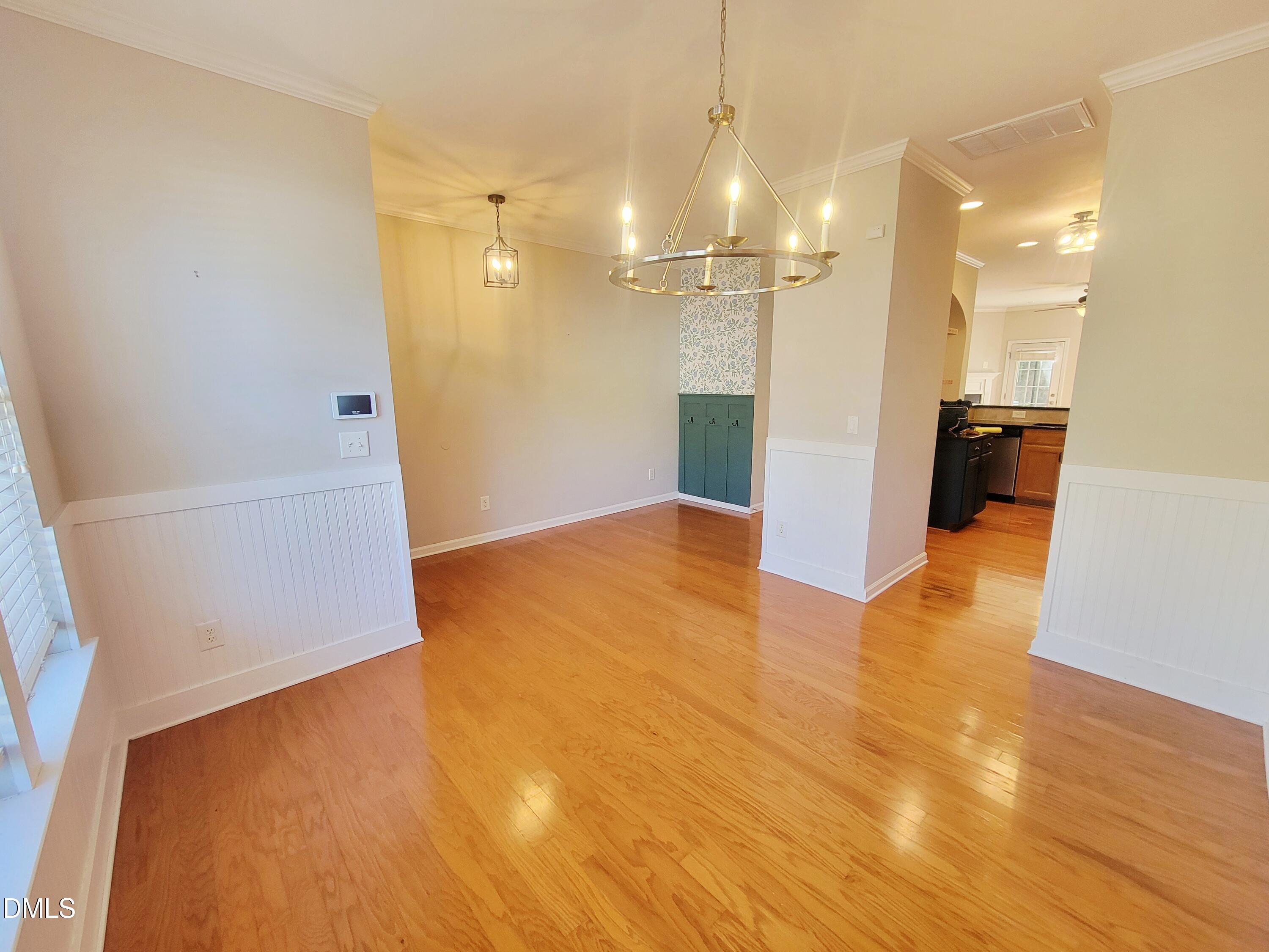 6058 Viking Drive Property Photo 5