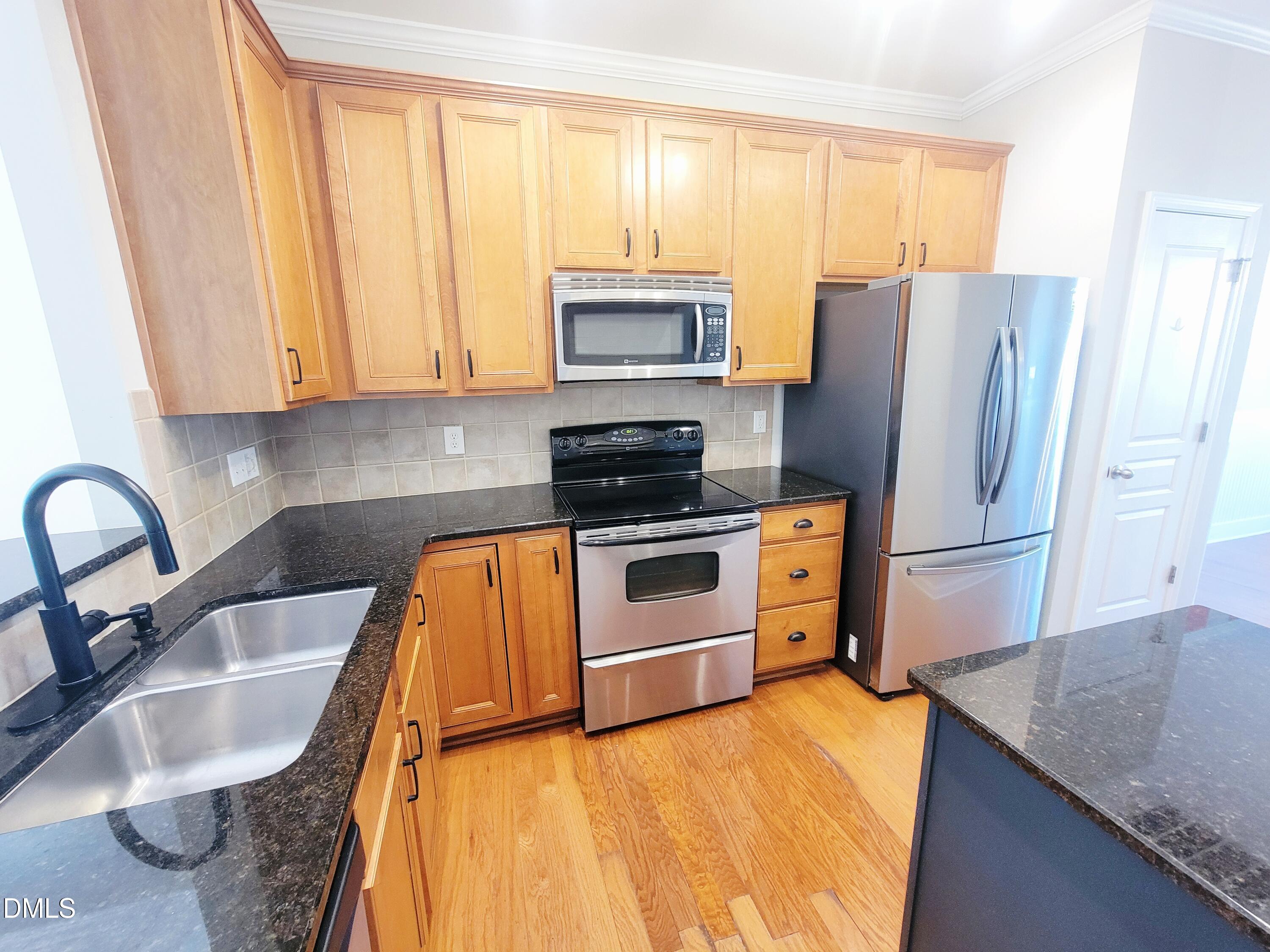6058 Viking Drive Property Photo 13