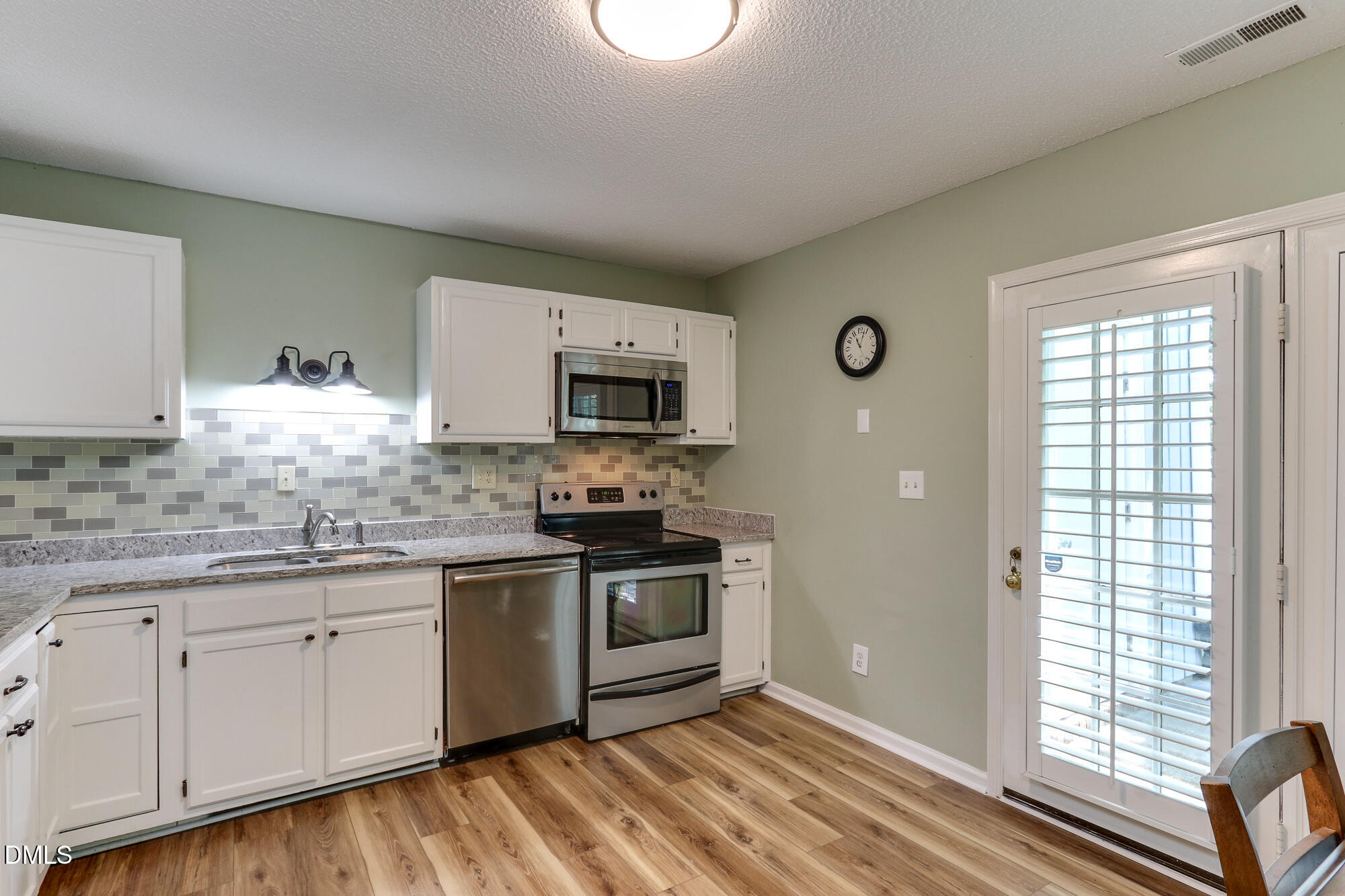 705 Tan Tara Square Property Photo 10
