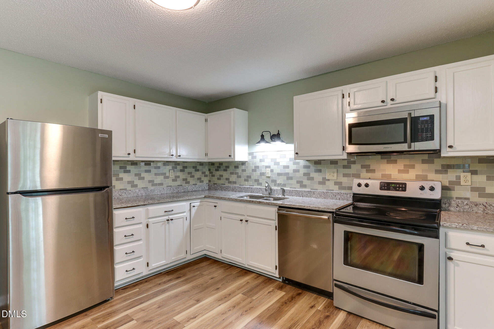705 Tan Tara Square Property Photo 11