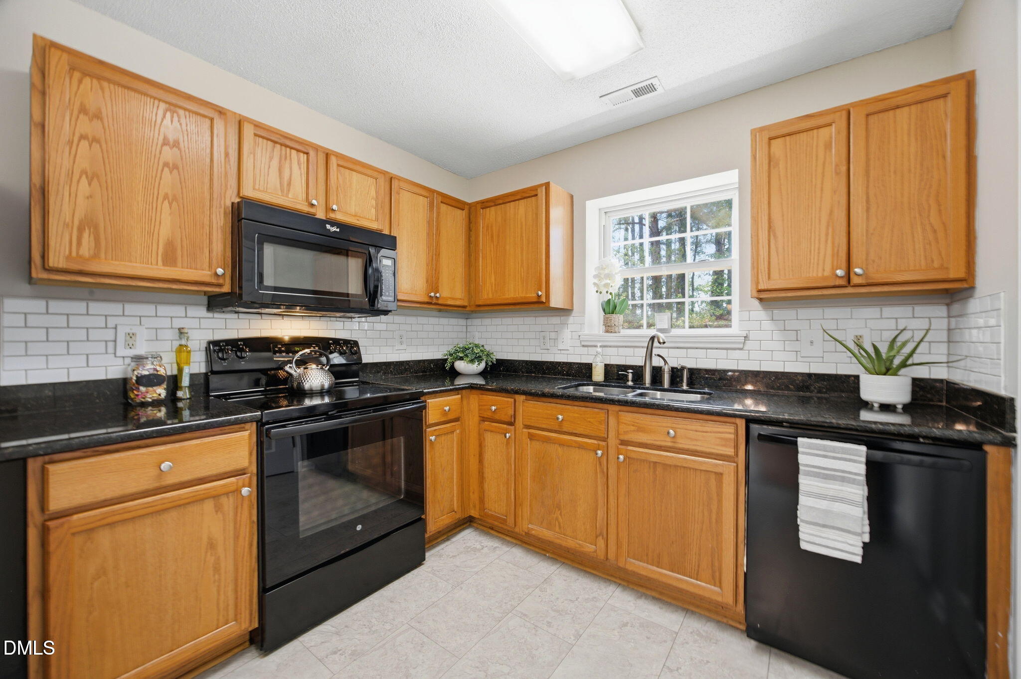 4408 Nightfall Court Property Photo 7