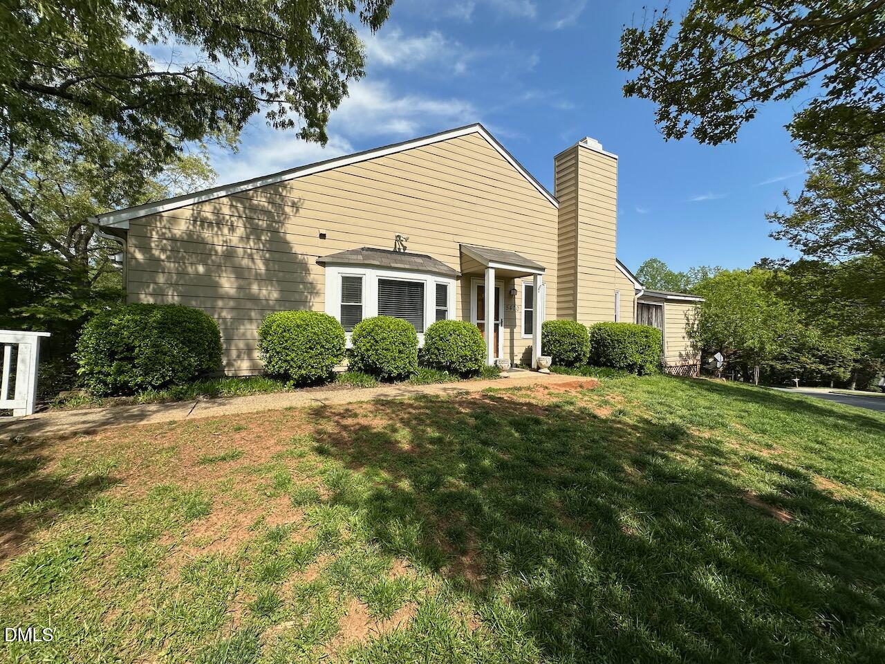 5400 Pine Top Circle Property Photo 2