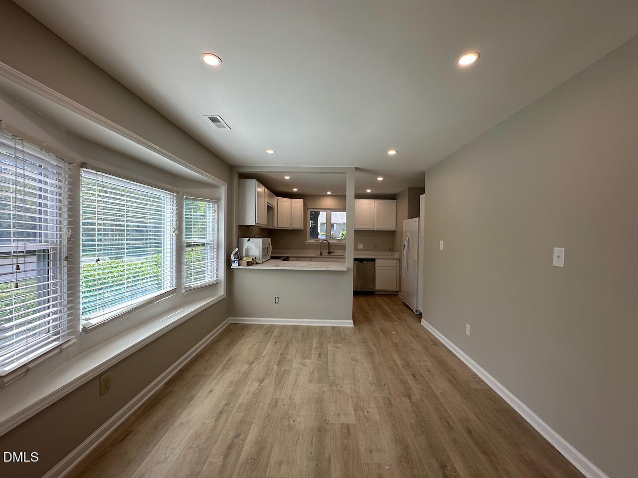 5400 Pine Top Circle Property Photo 5