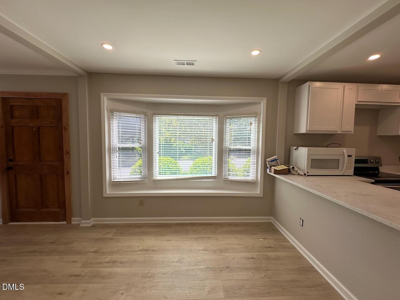 5400 Pine Top Circle Property Photo 6