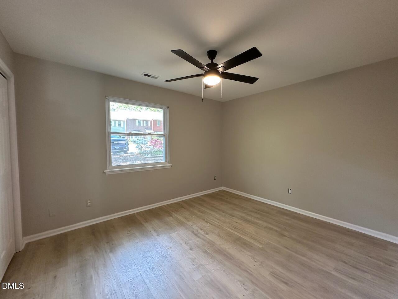 5400 Pine Top Circle Property Photo 10