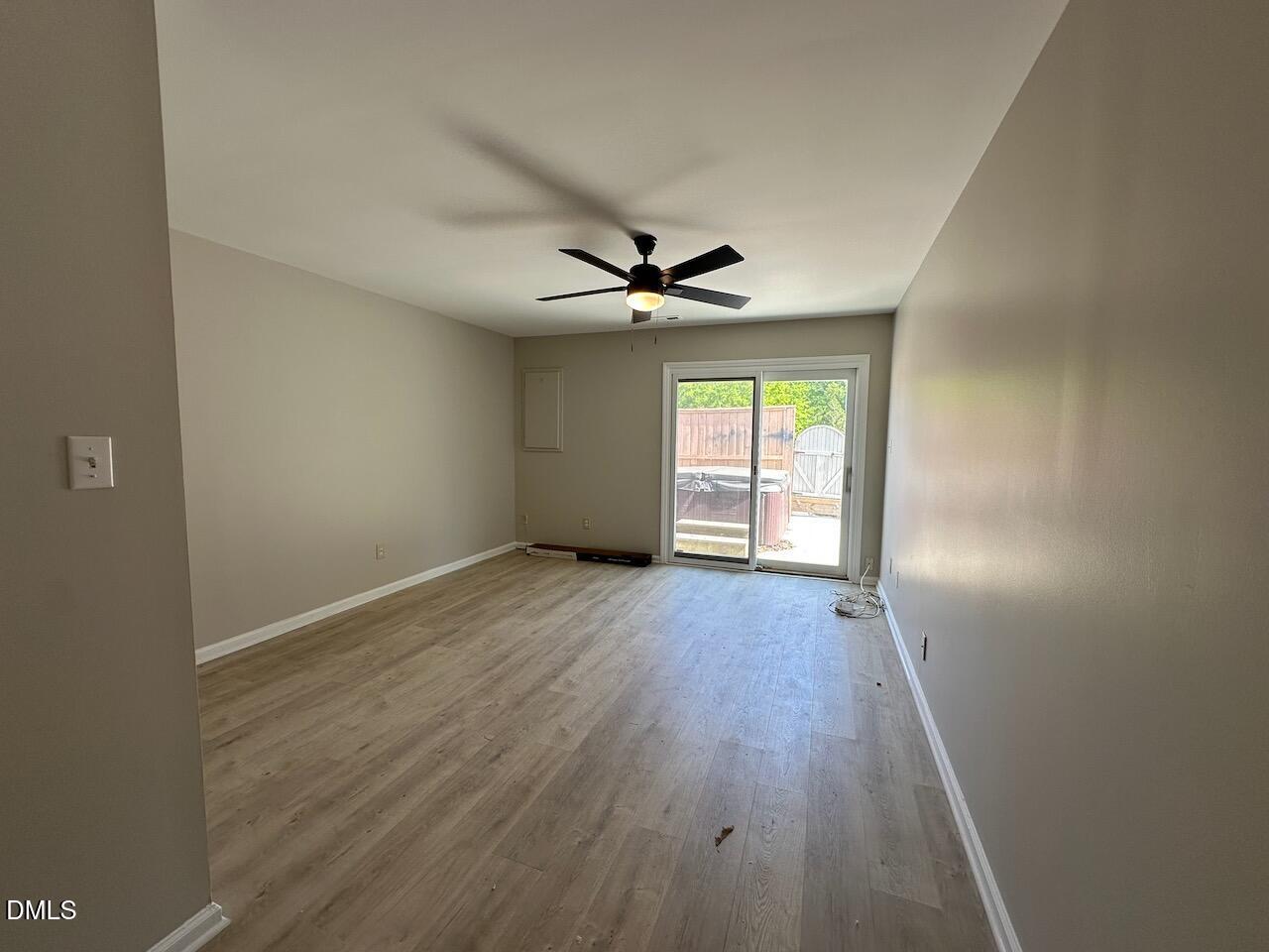 5400 Pine Top Circle Property Photo 14