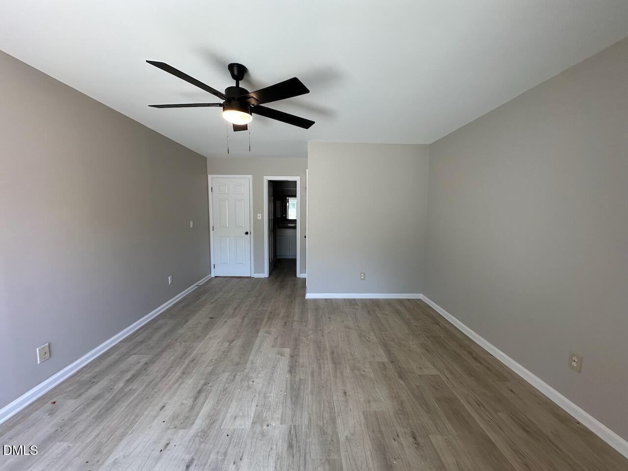5400 Pine Top Circle Property Photo 15