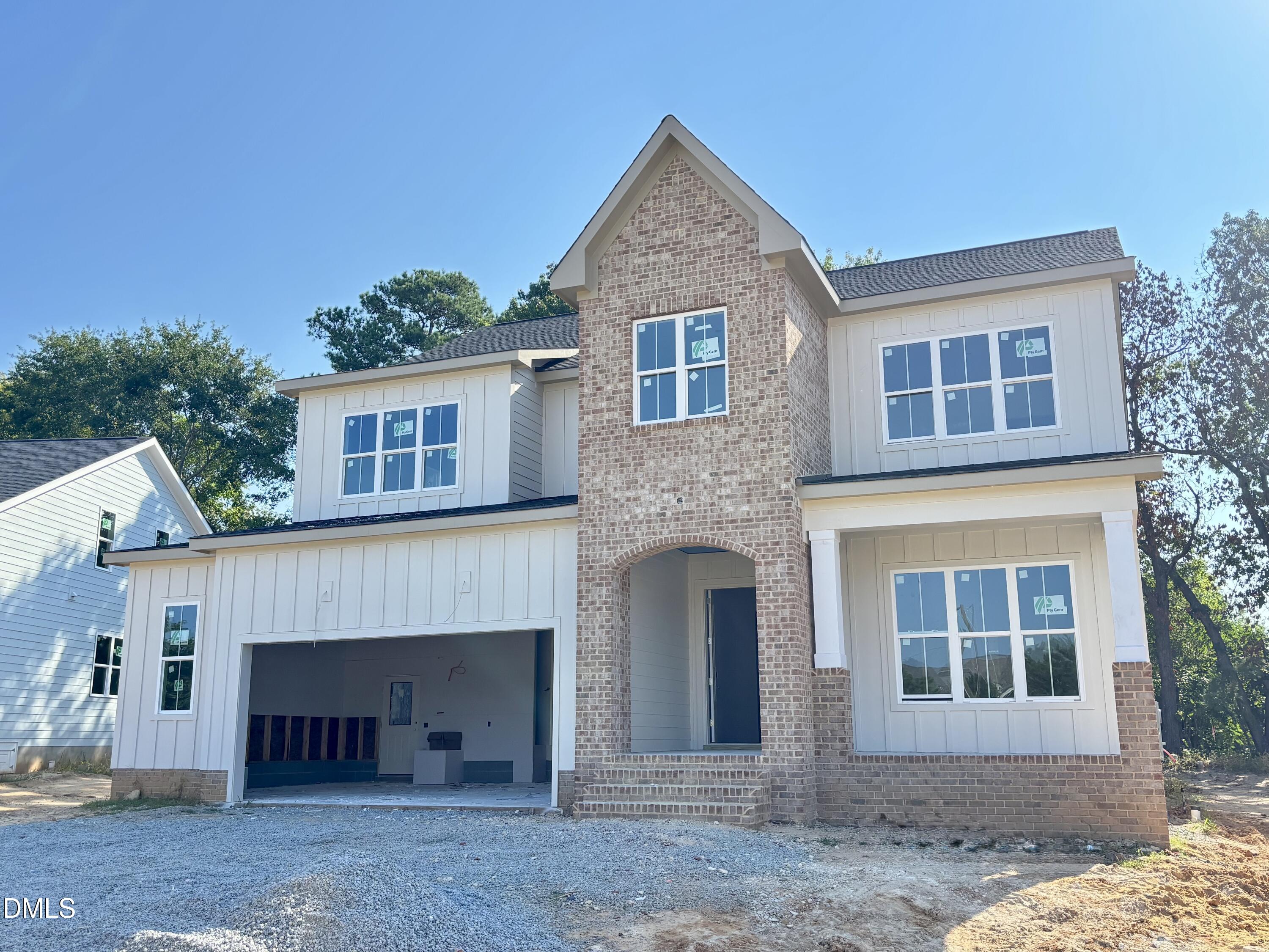 2324 Hilltop Bluffs Court Property Photo 1