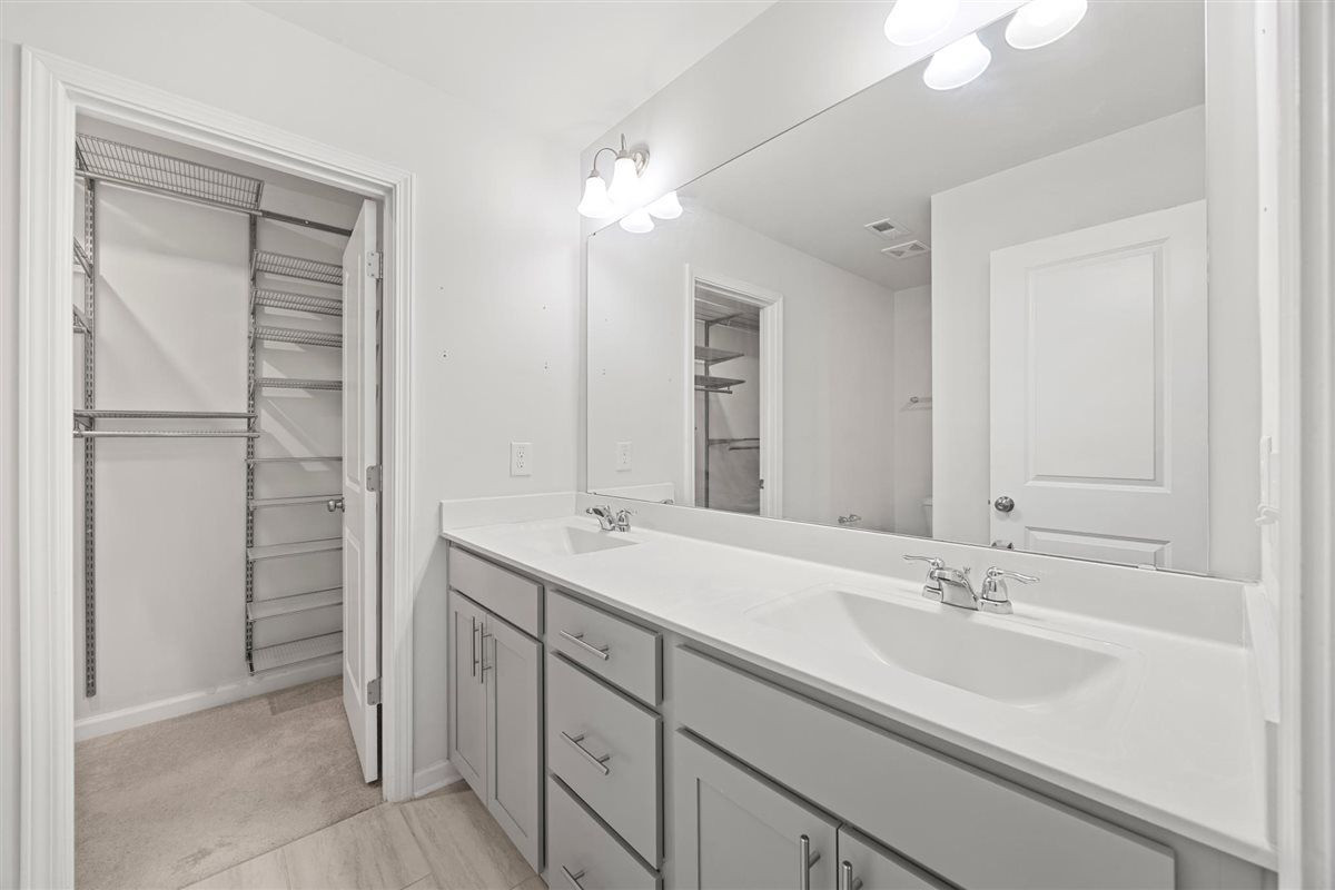 2512 Laurel Valley Way Property Photo 16