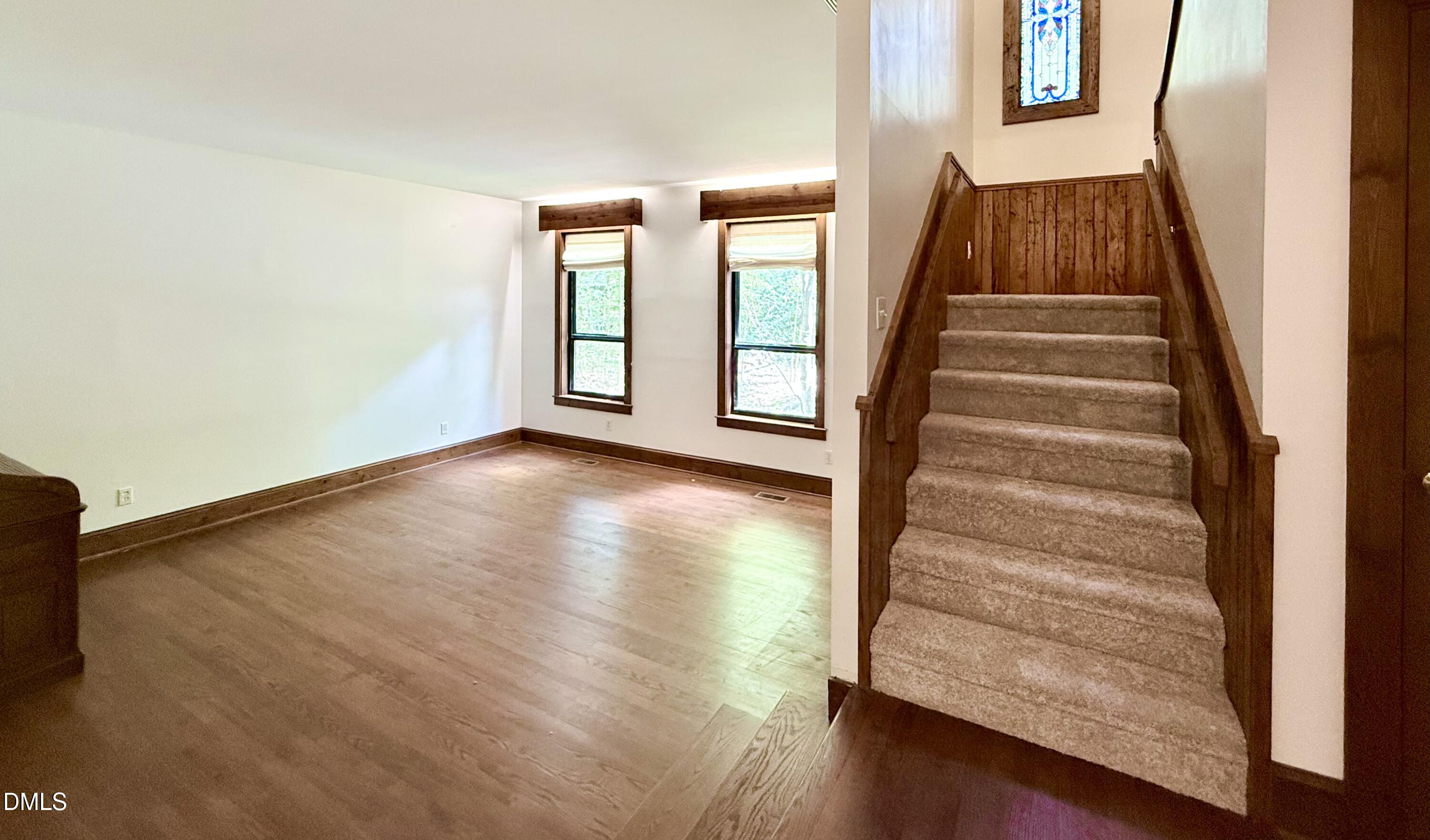 15 Harvey Place Property Photo 6