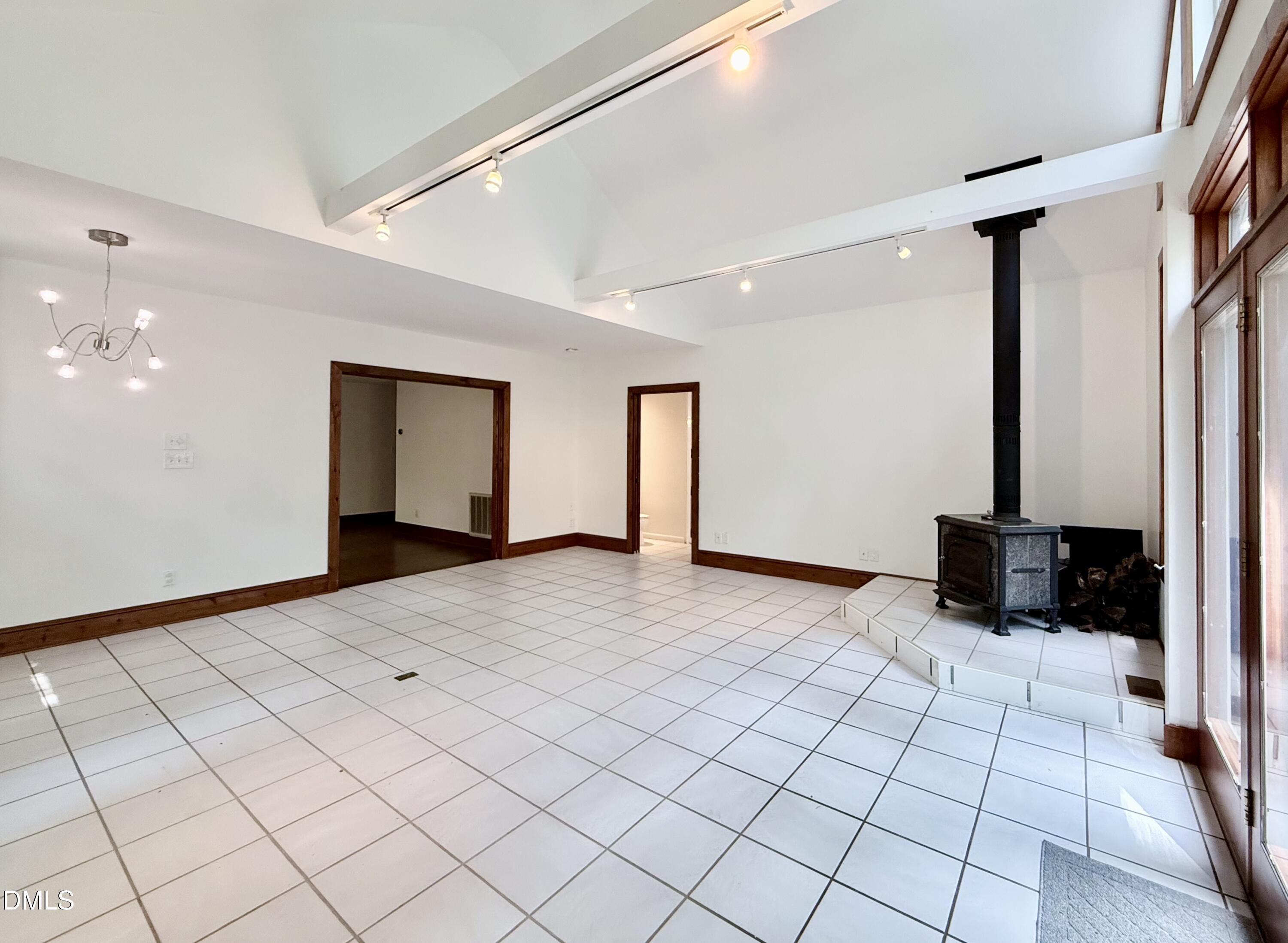 15 Harvey Place Property Photo 13