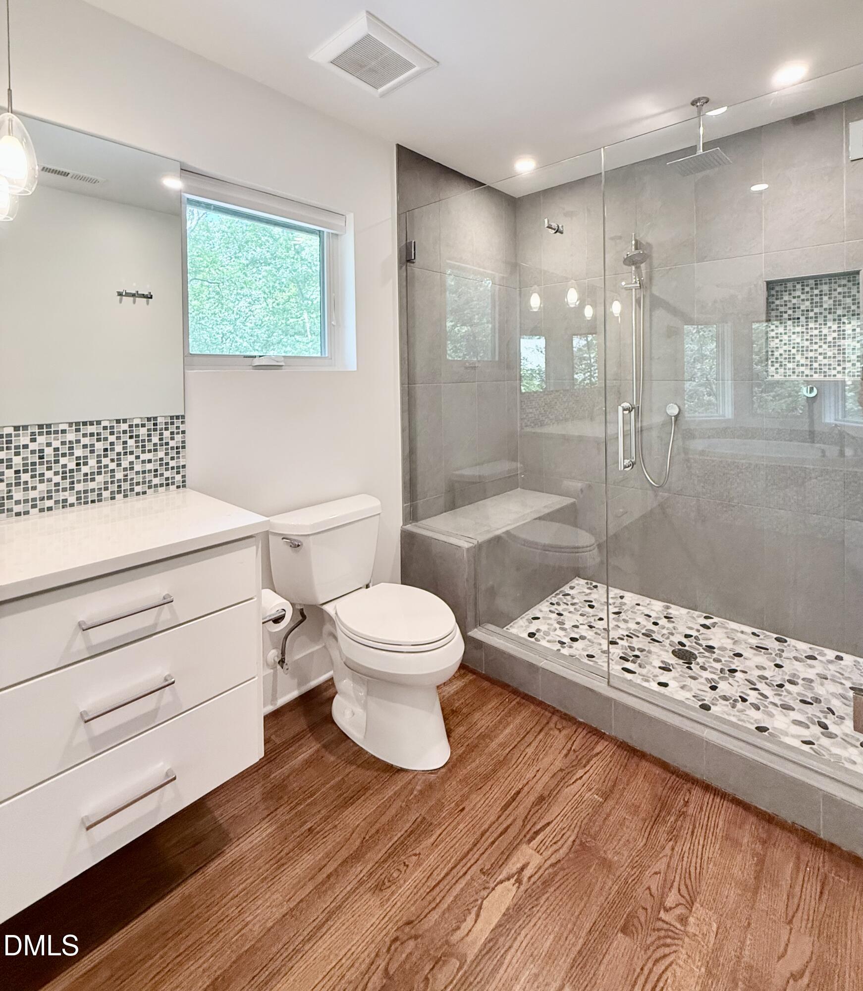 15 Harvey Place Property Photo 36
