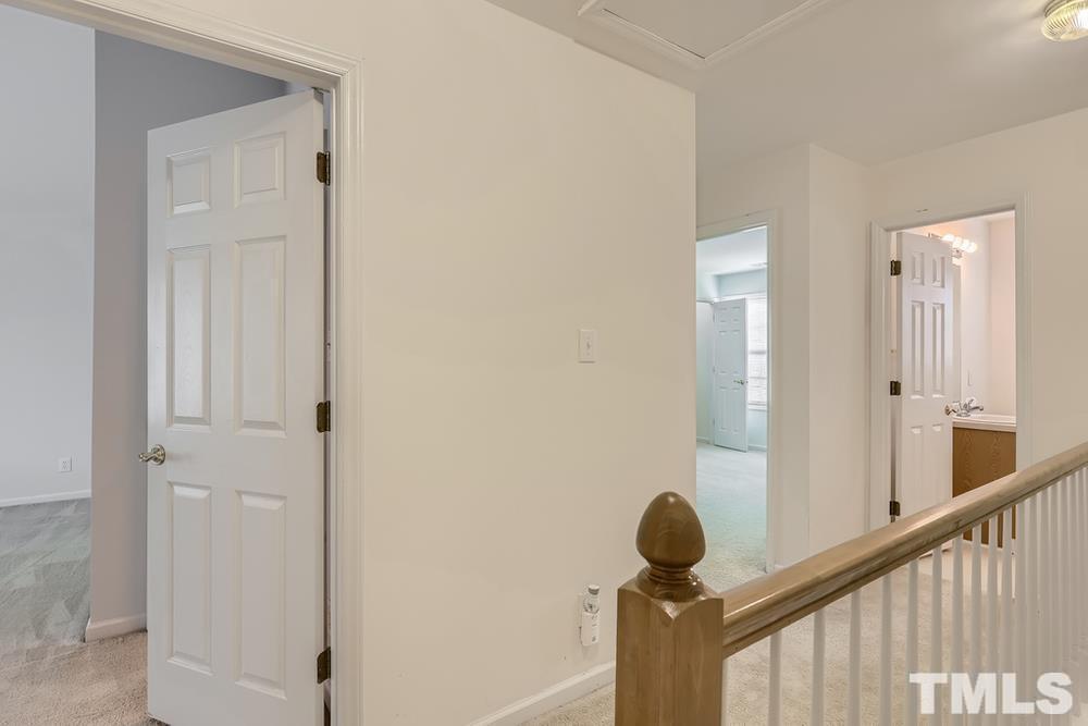205 Bridgepath Drive Property Photo 16
