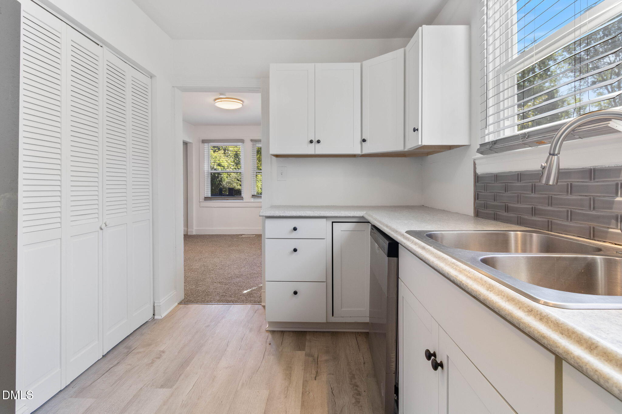 1006 Carlton Avenue Property Photo 8