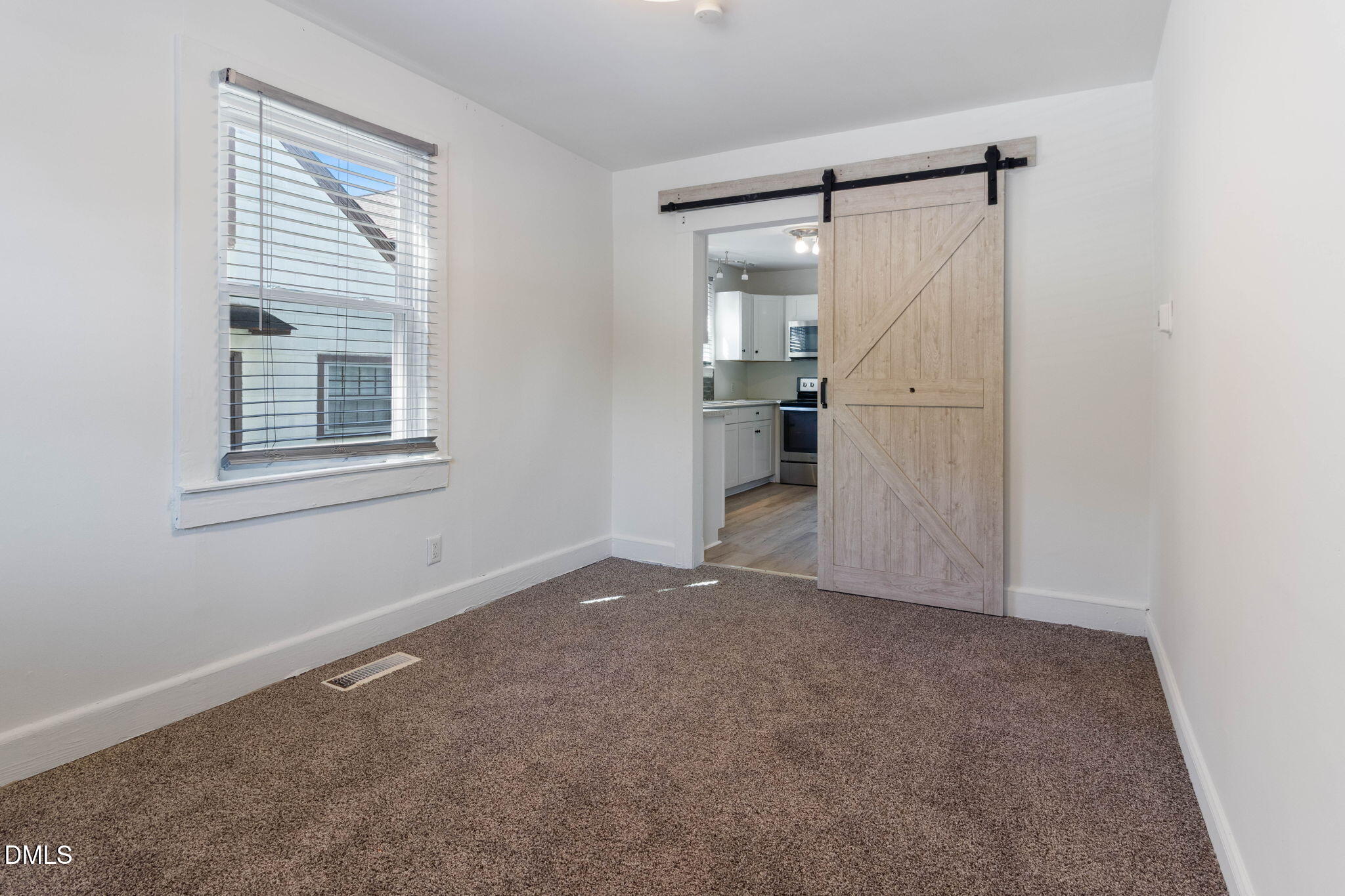 1006 Carlton Avenue Property Photo 10