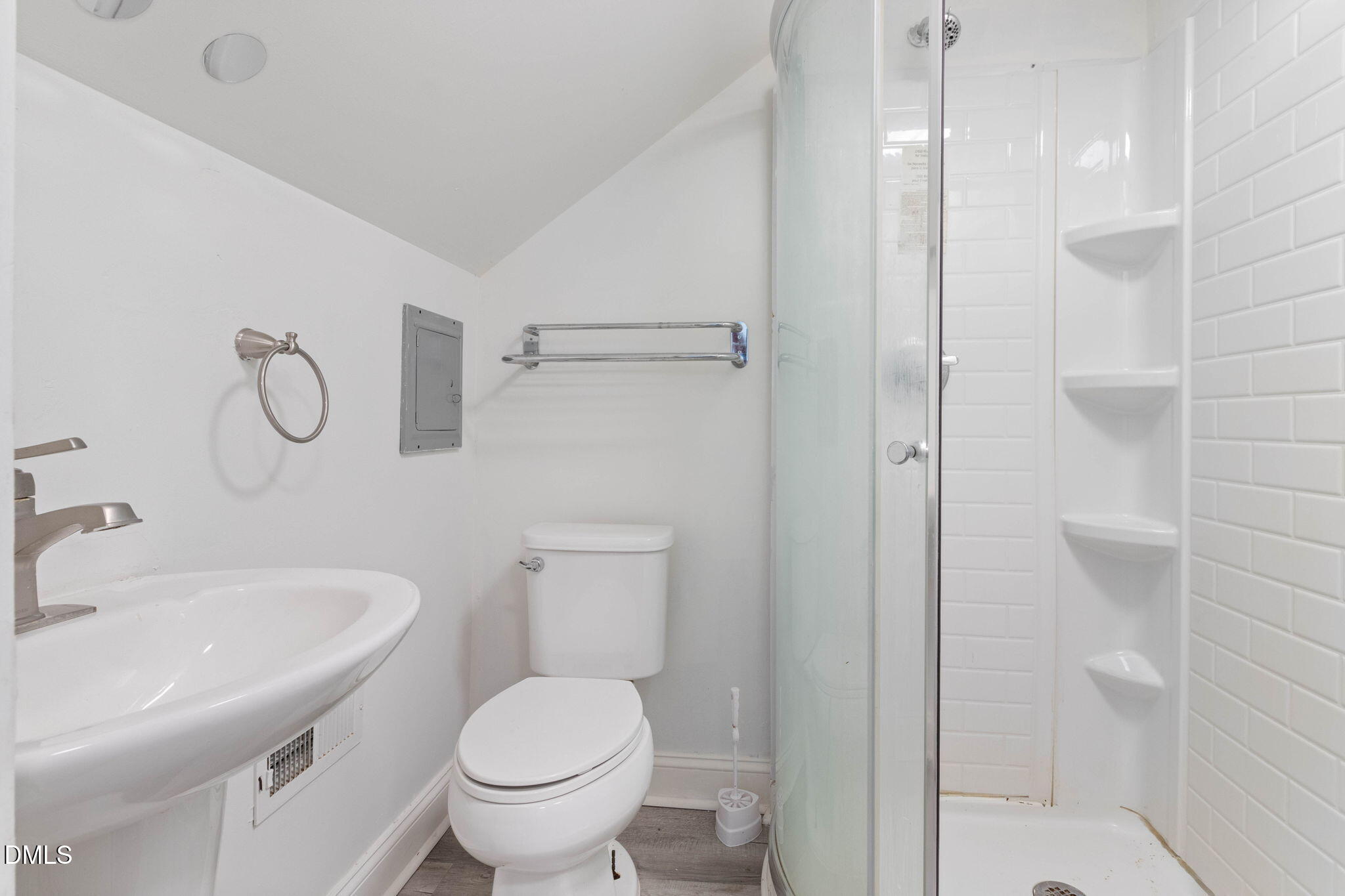 1006 Carlton Avenue Property Photo 25