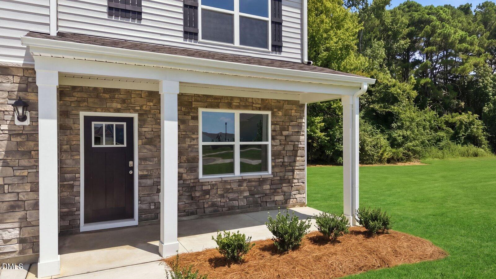 1045 Crossway Lane Property Photo 5