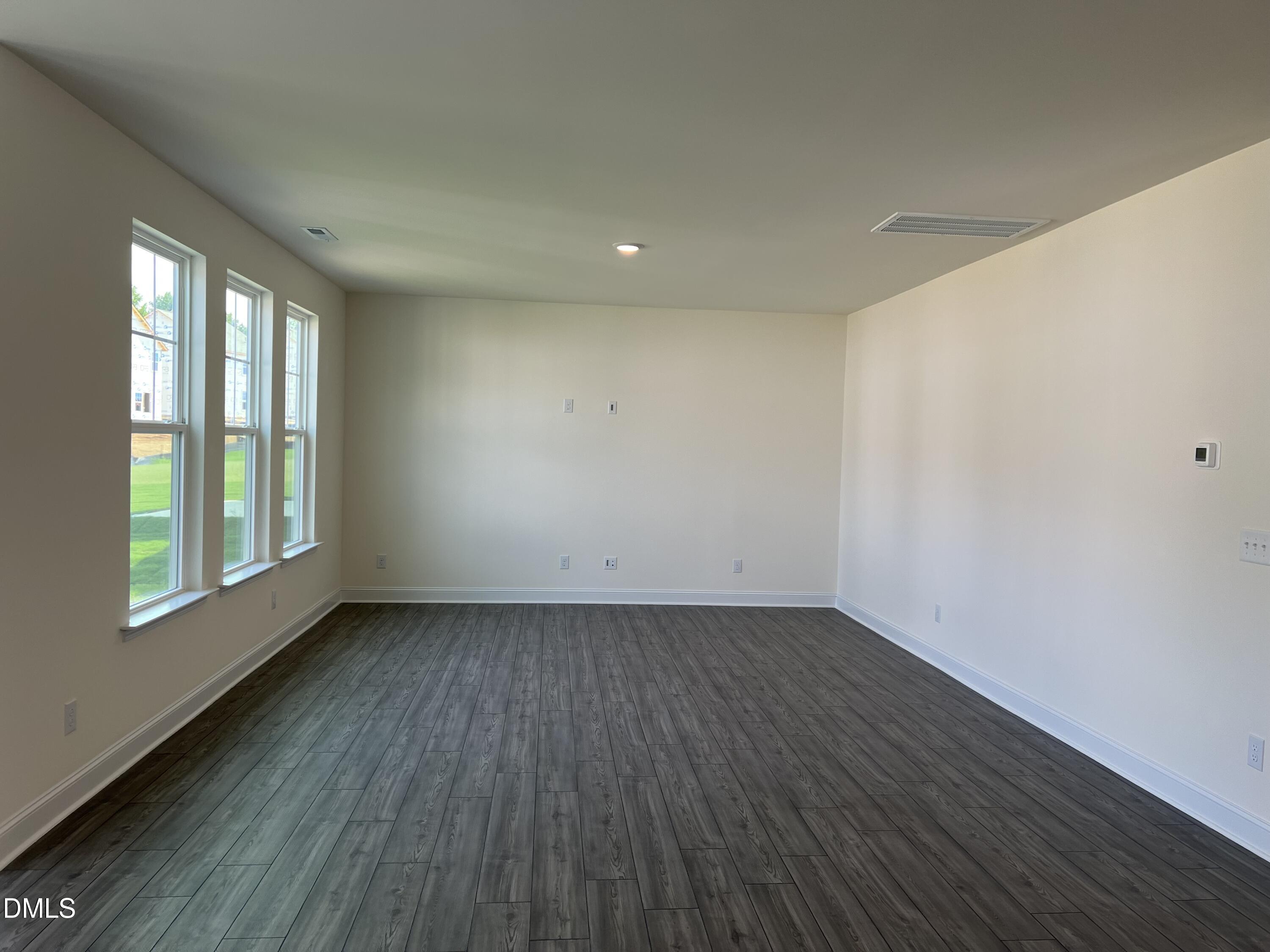 917 Channel Drop Loop Property Photo 5