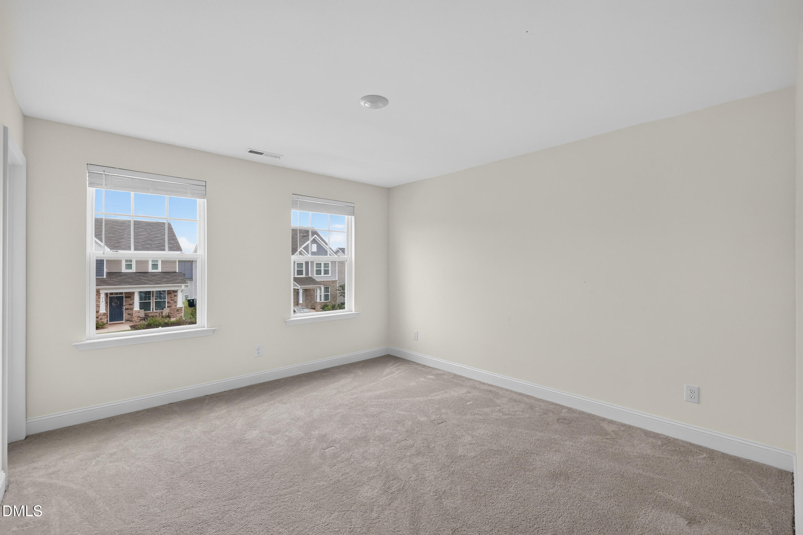 917 Channel Drop Loop Property Photo 32