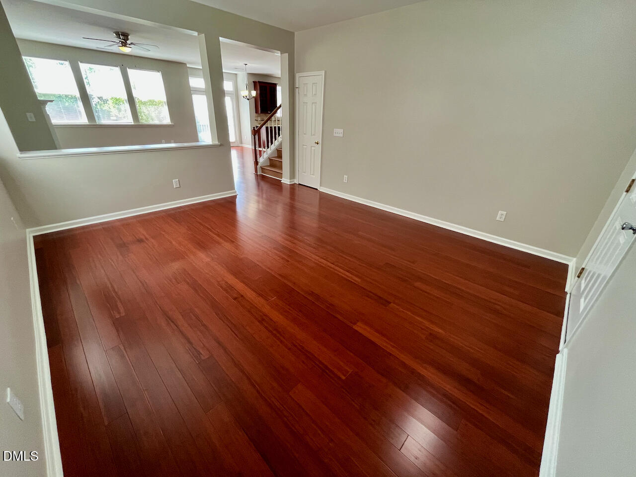 2932 Glade Aster Court Property Photo 4