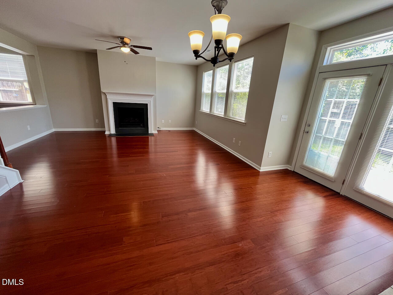2932 Glade Aster Court Property Photo 5