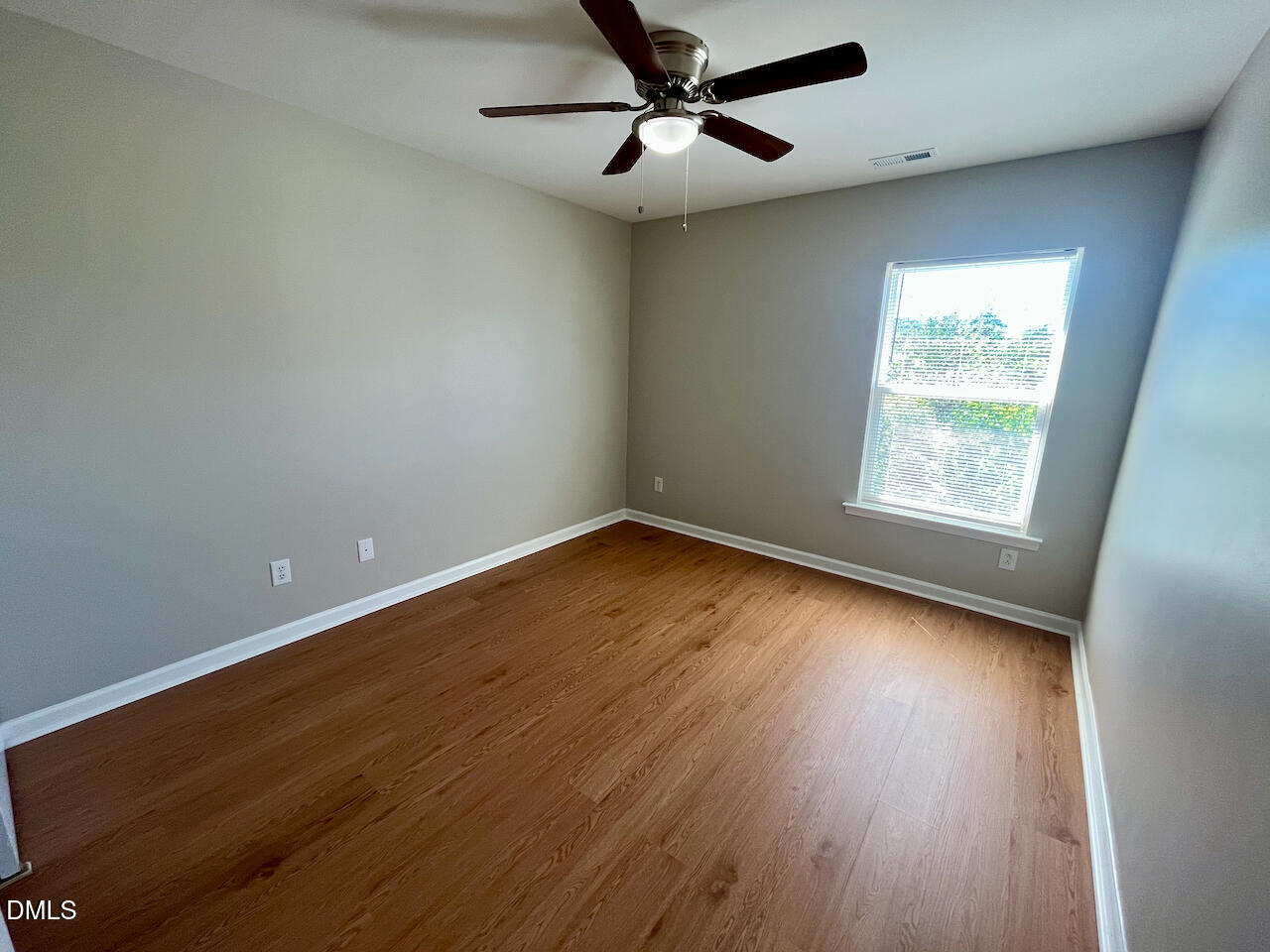 2932 Glade Aster Court Property Photo 11