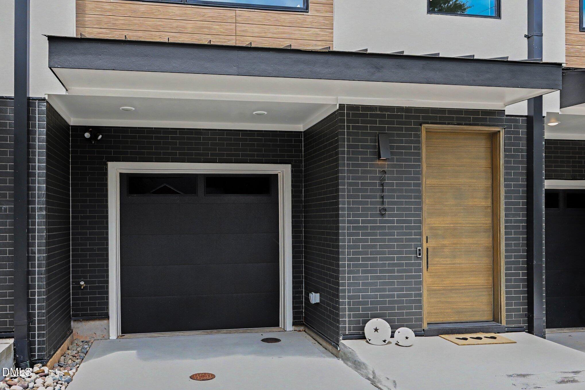 2119 Brewer Street Property Photo 2