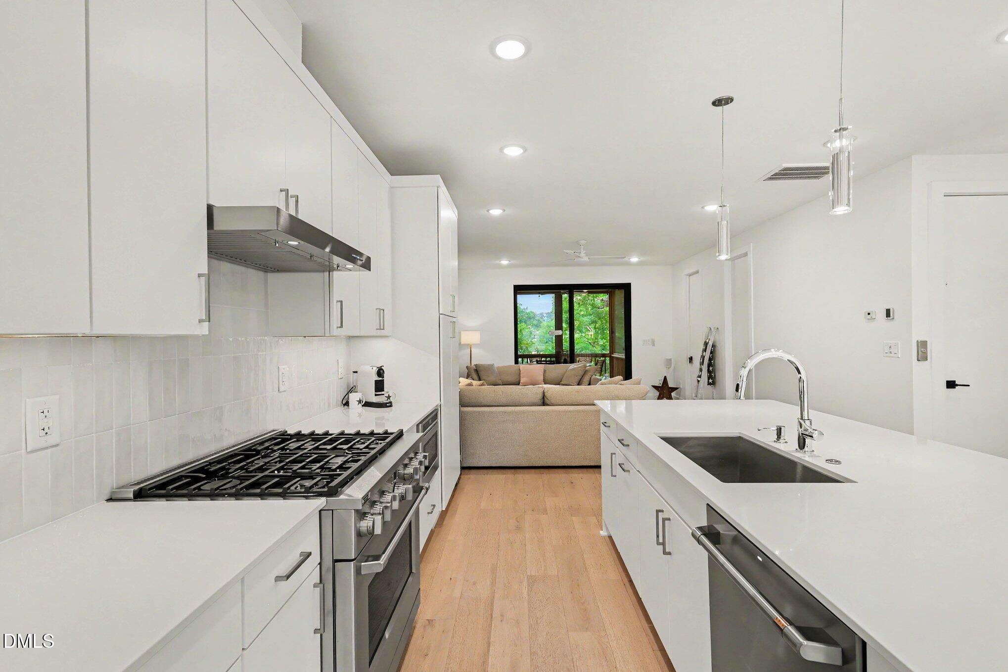 2119 Brewer Street Property Photo 12