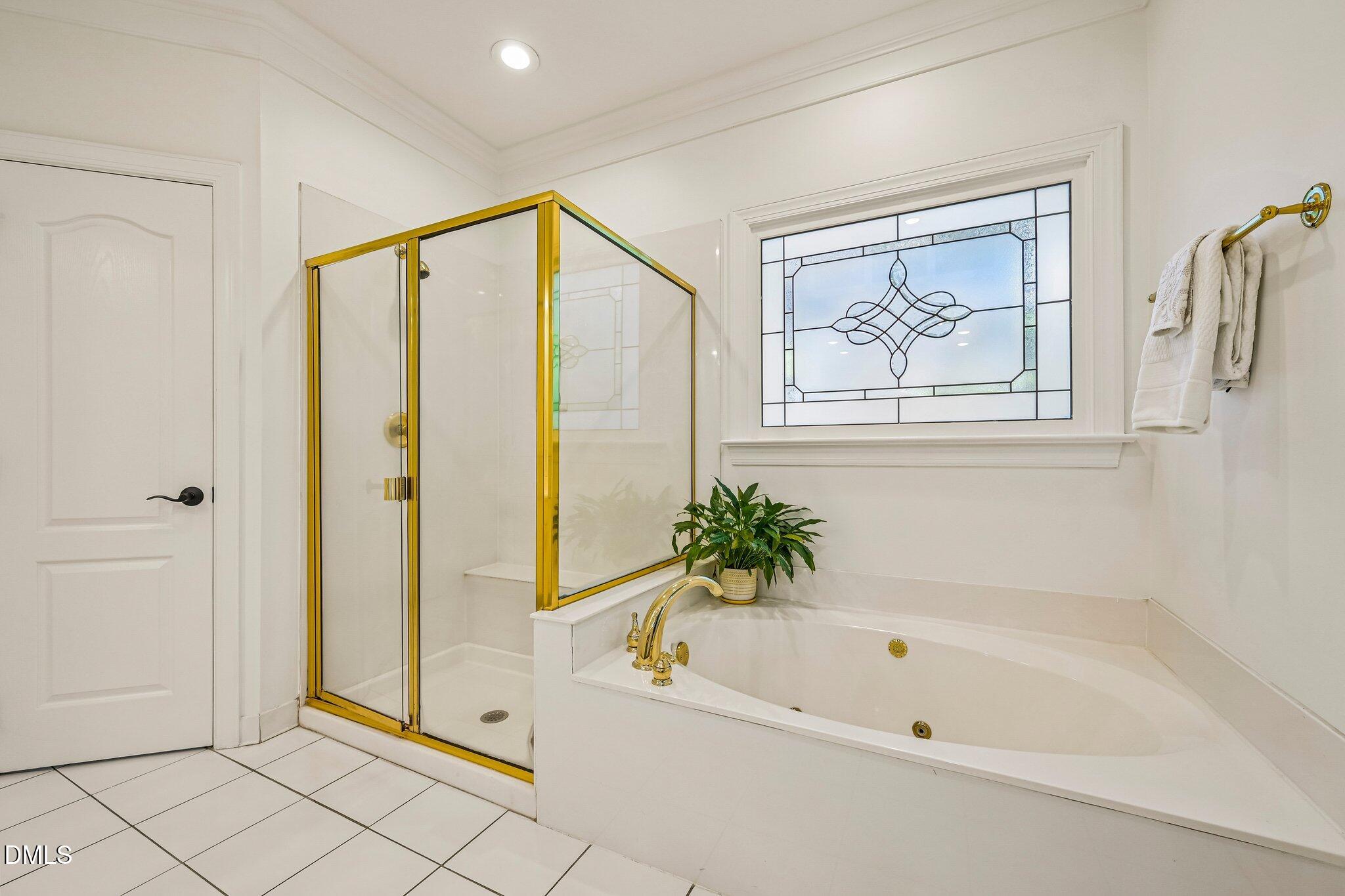105 Versailles Drive Property Photo 30