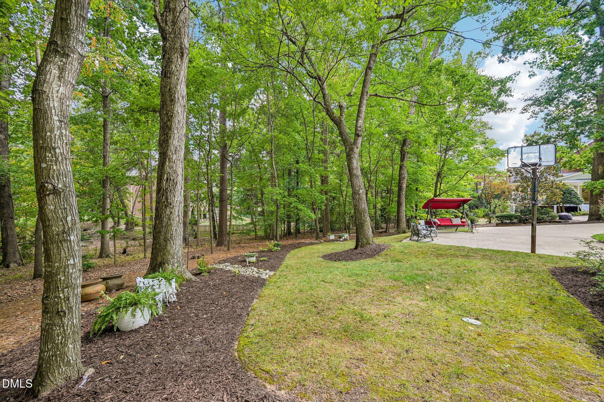105 Versailles Drive Property Photo 49