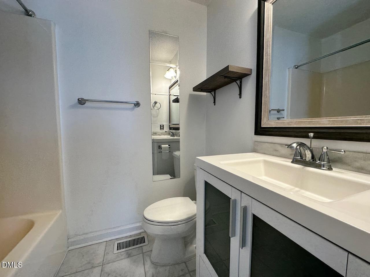 3411 Balfour E Property Photo 22