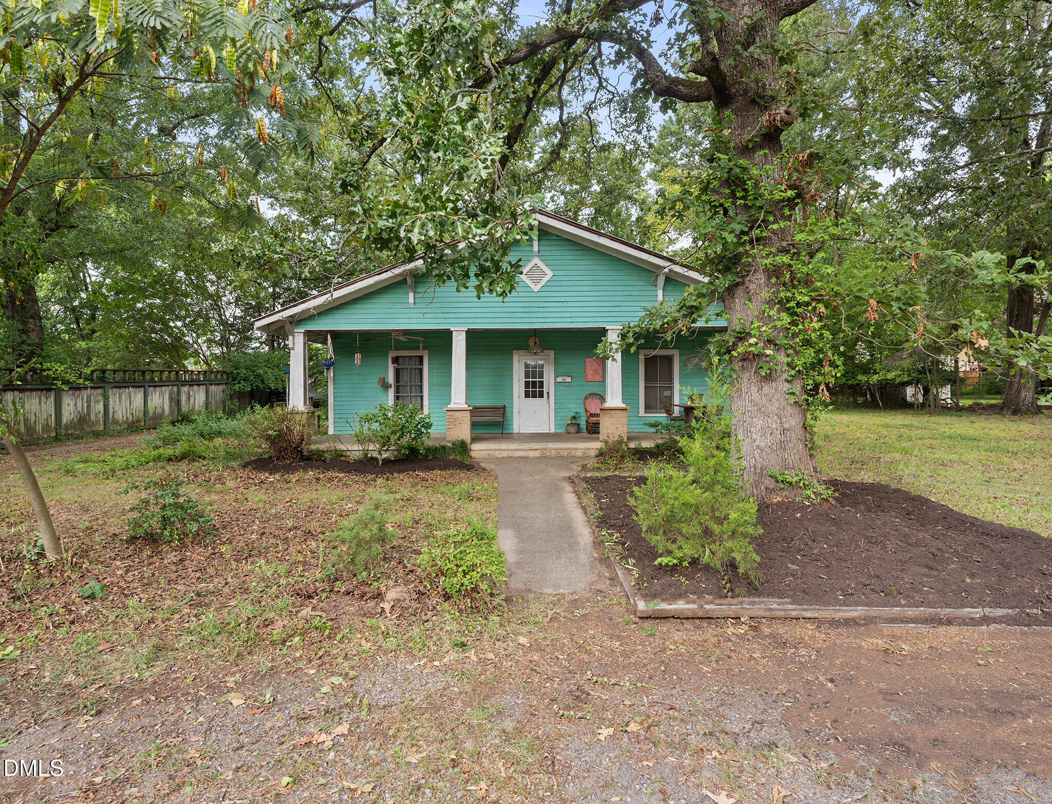 101 Lindsay Street Property Photo 2