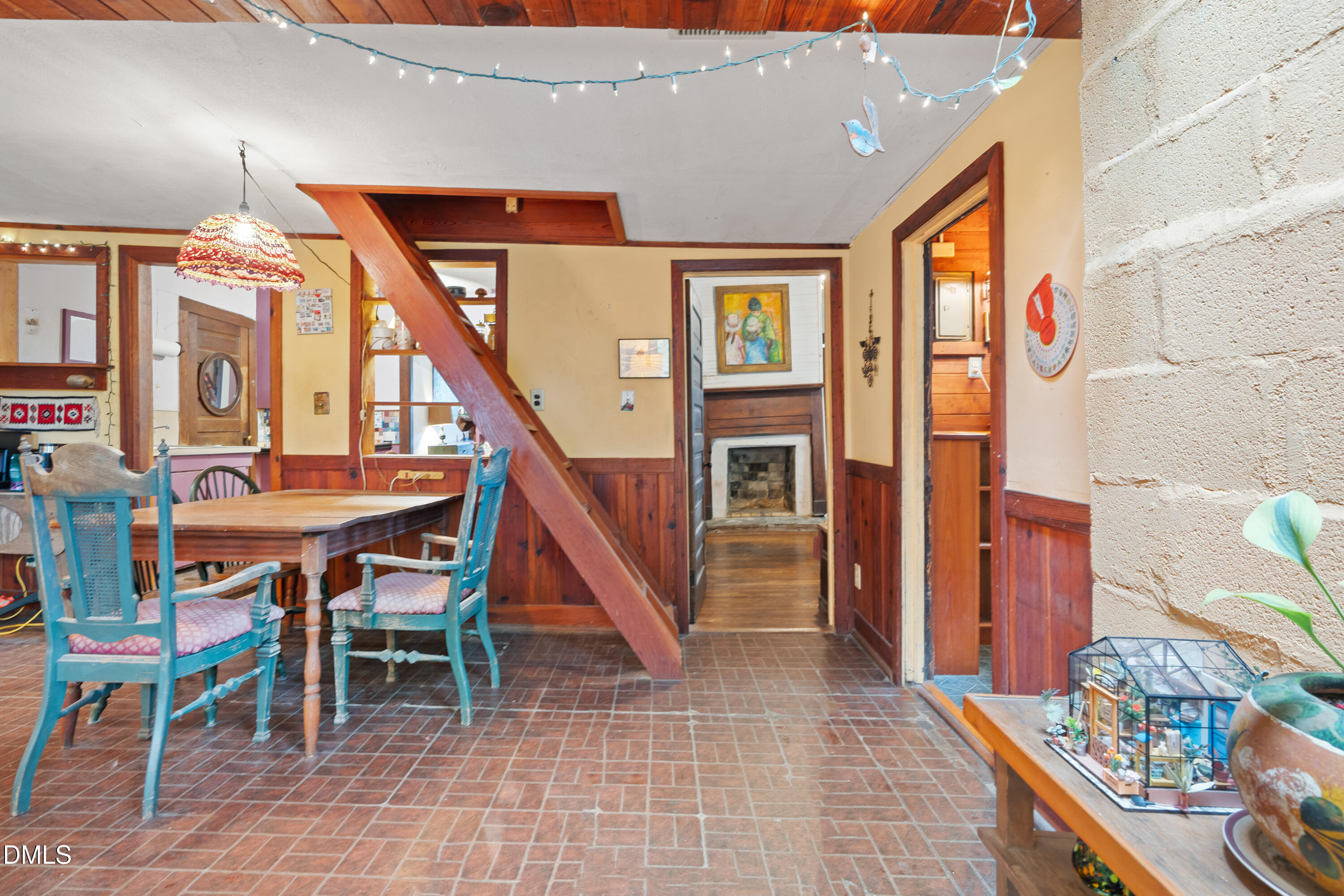 101 Lindsay Street Property Photo 17