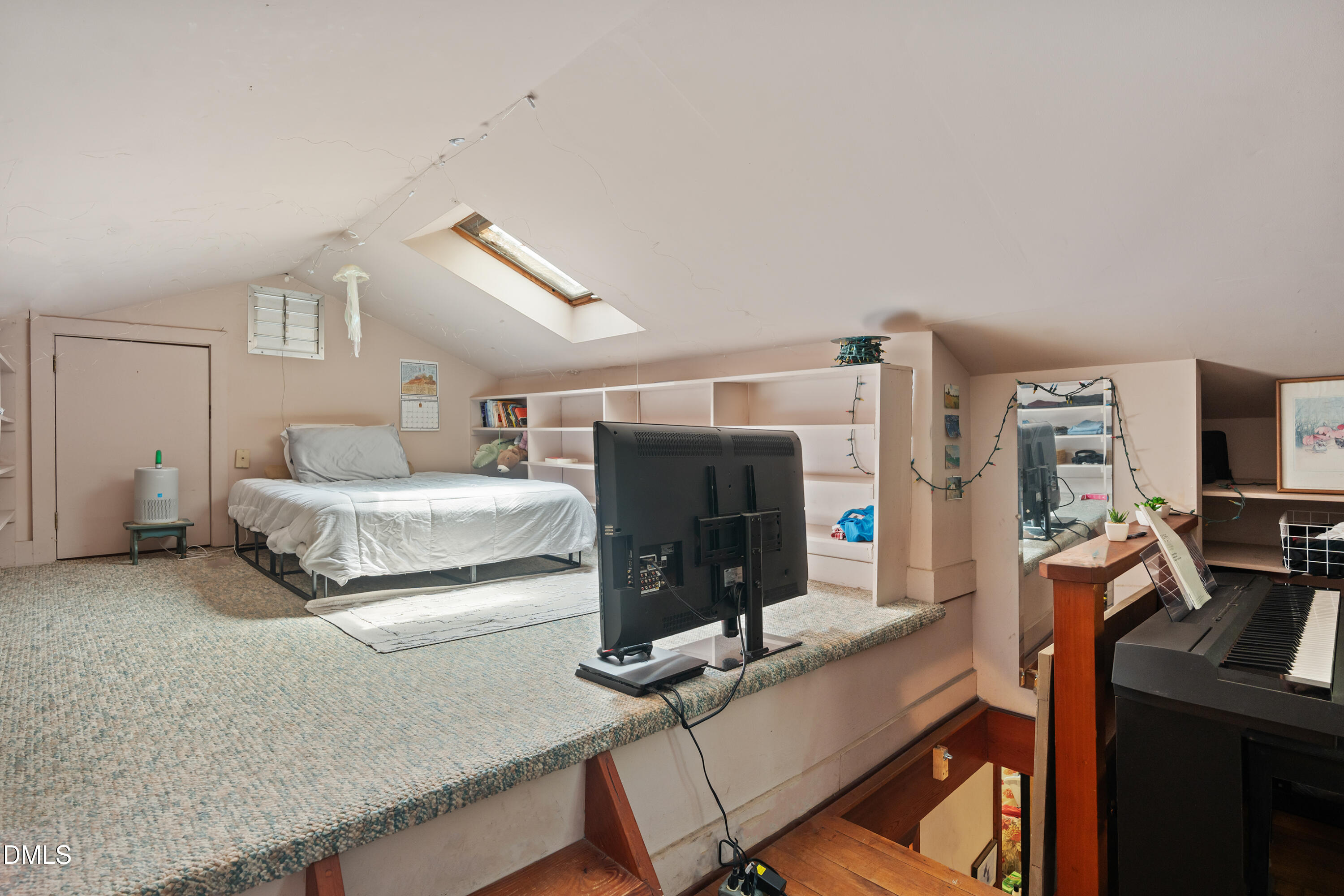 101 Lindsay Street Property Photo 22