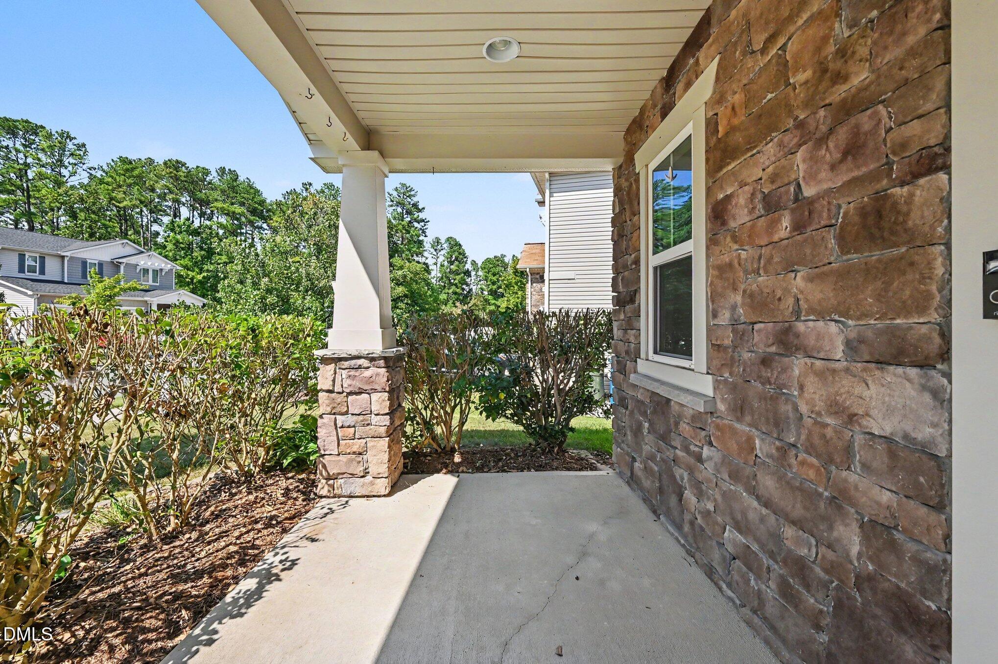 136 Daneborg Road Property Photo 3