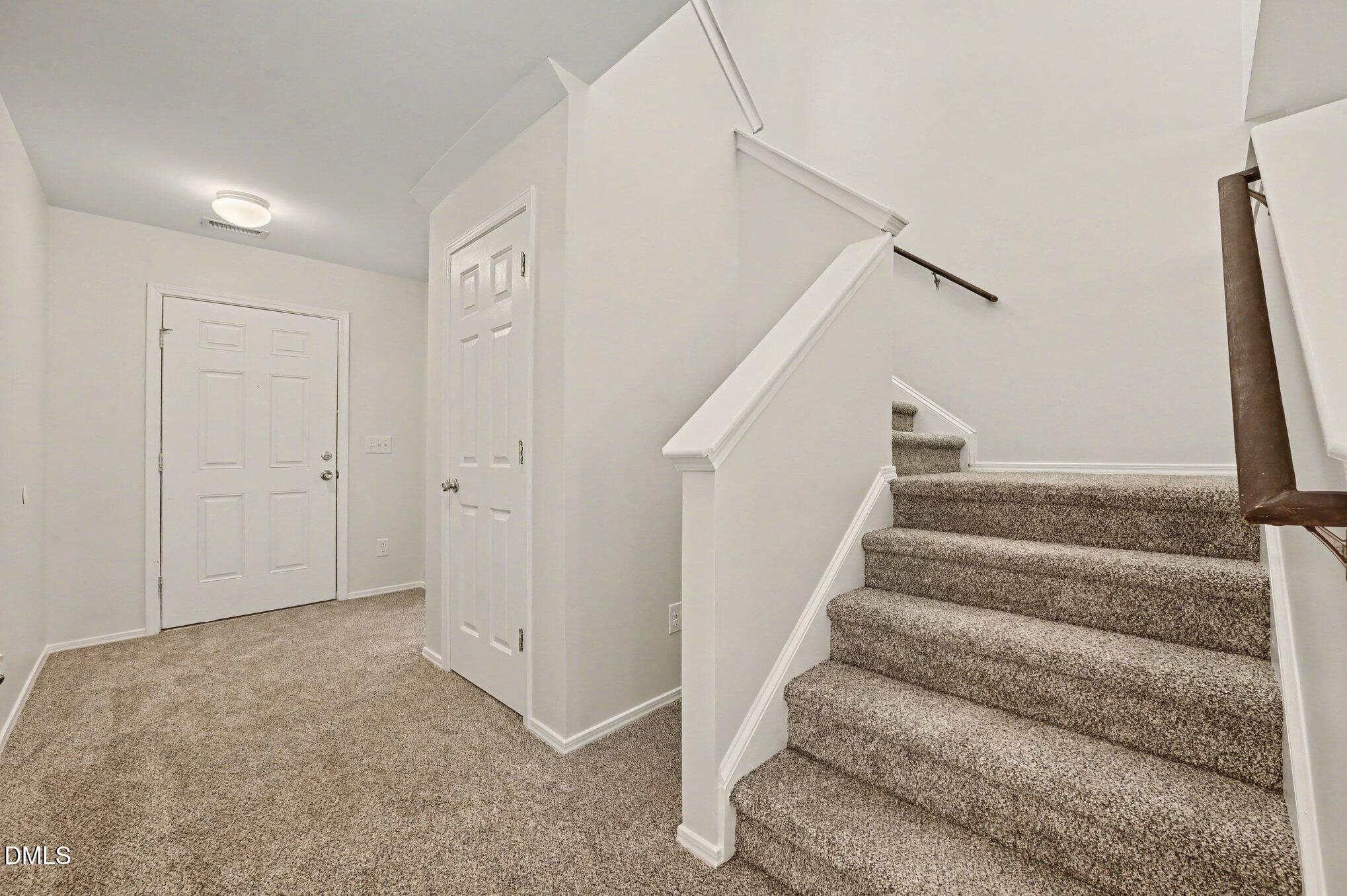 136 Daneborg Road Property Photo 4