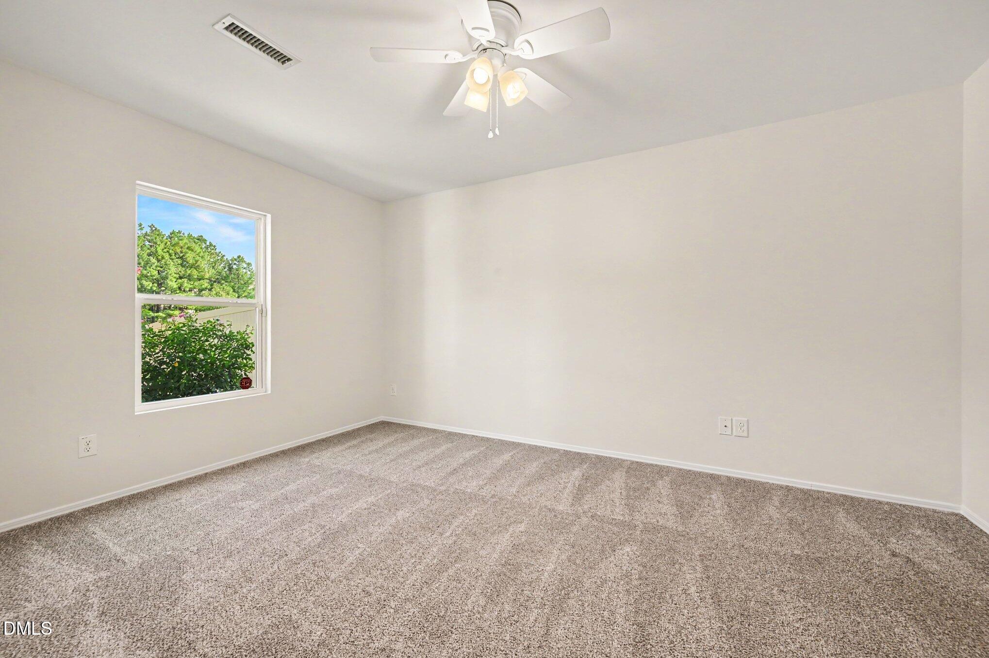136 Daneborg Road Property Photo 10