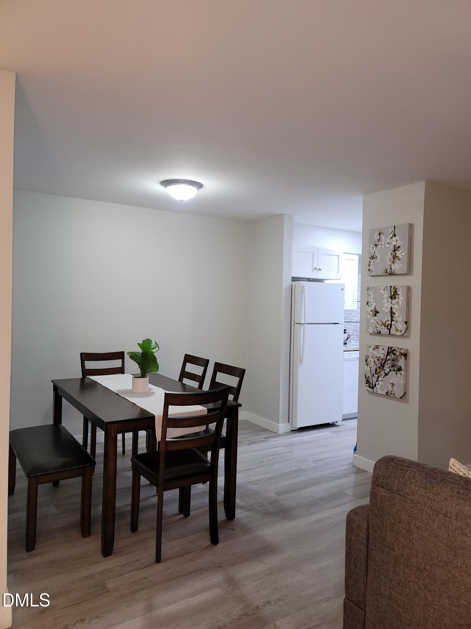 1295 Schaub Drive C Property Photo 3