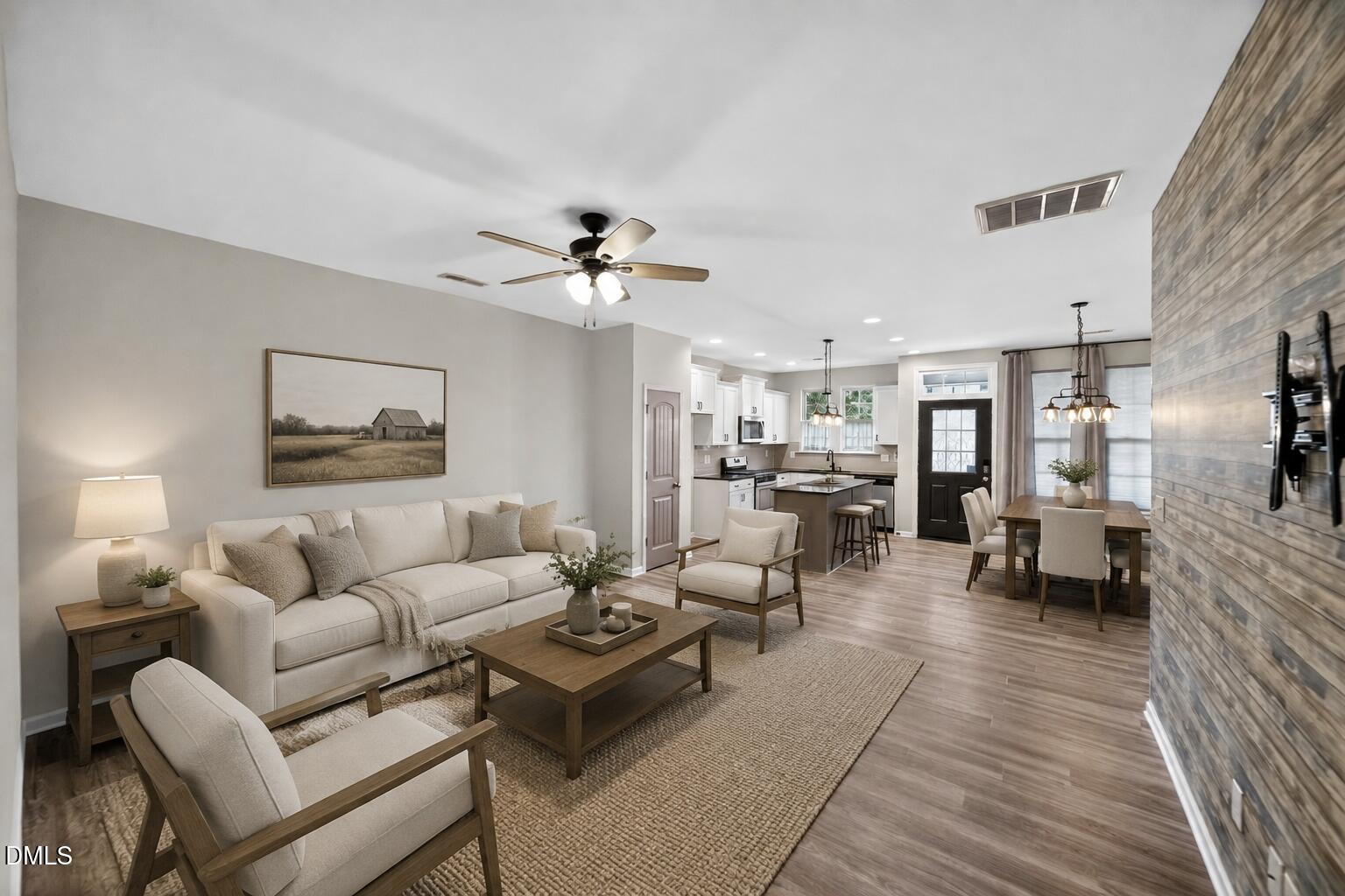 1828 Shady Oaks Drive Property Photo 3