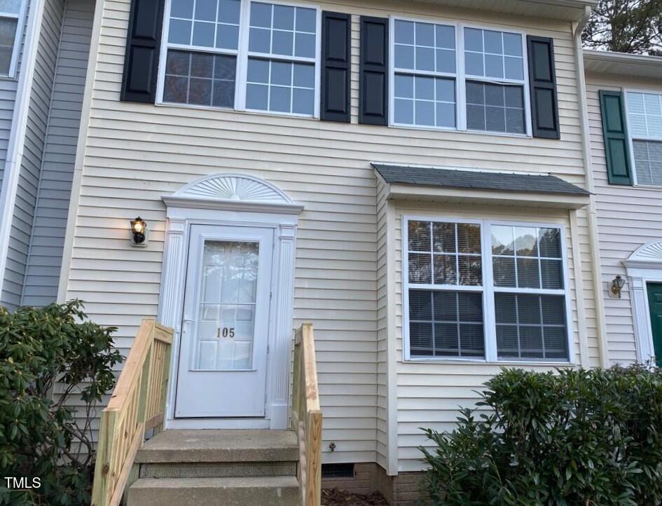 105 Climbing Ivy Court Property Photo 1