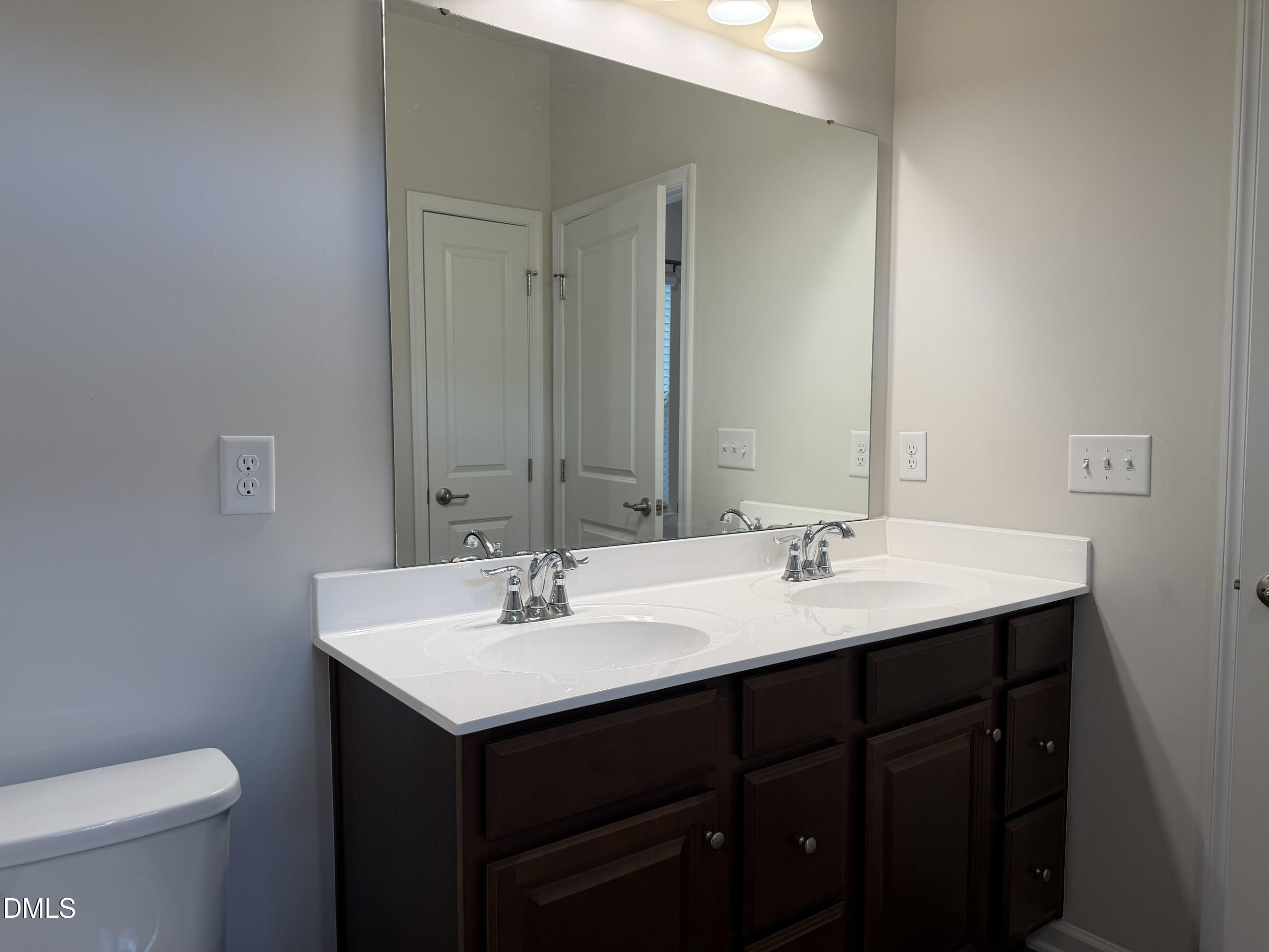 946 Channing Park Circle Property Photo 21