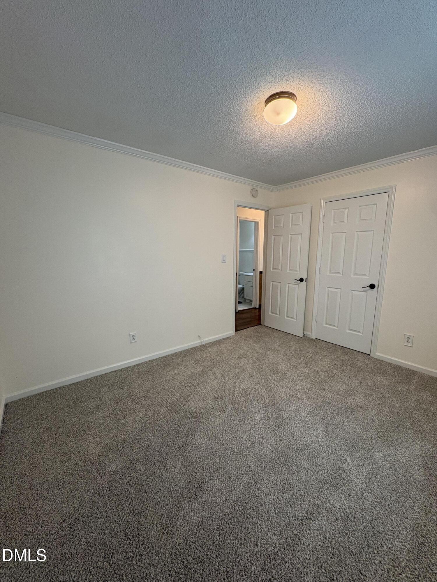 7 Town Crier Court Property Photo 11