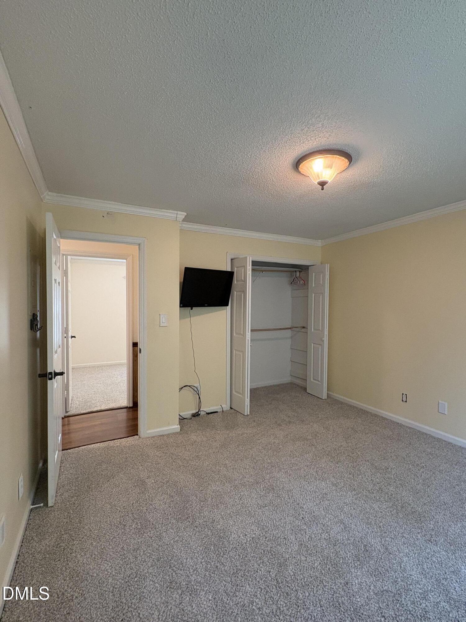 7 Town Crier Court Property Photo 13