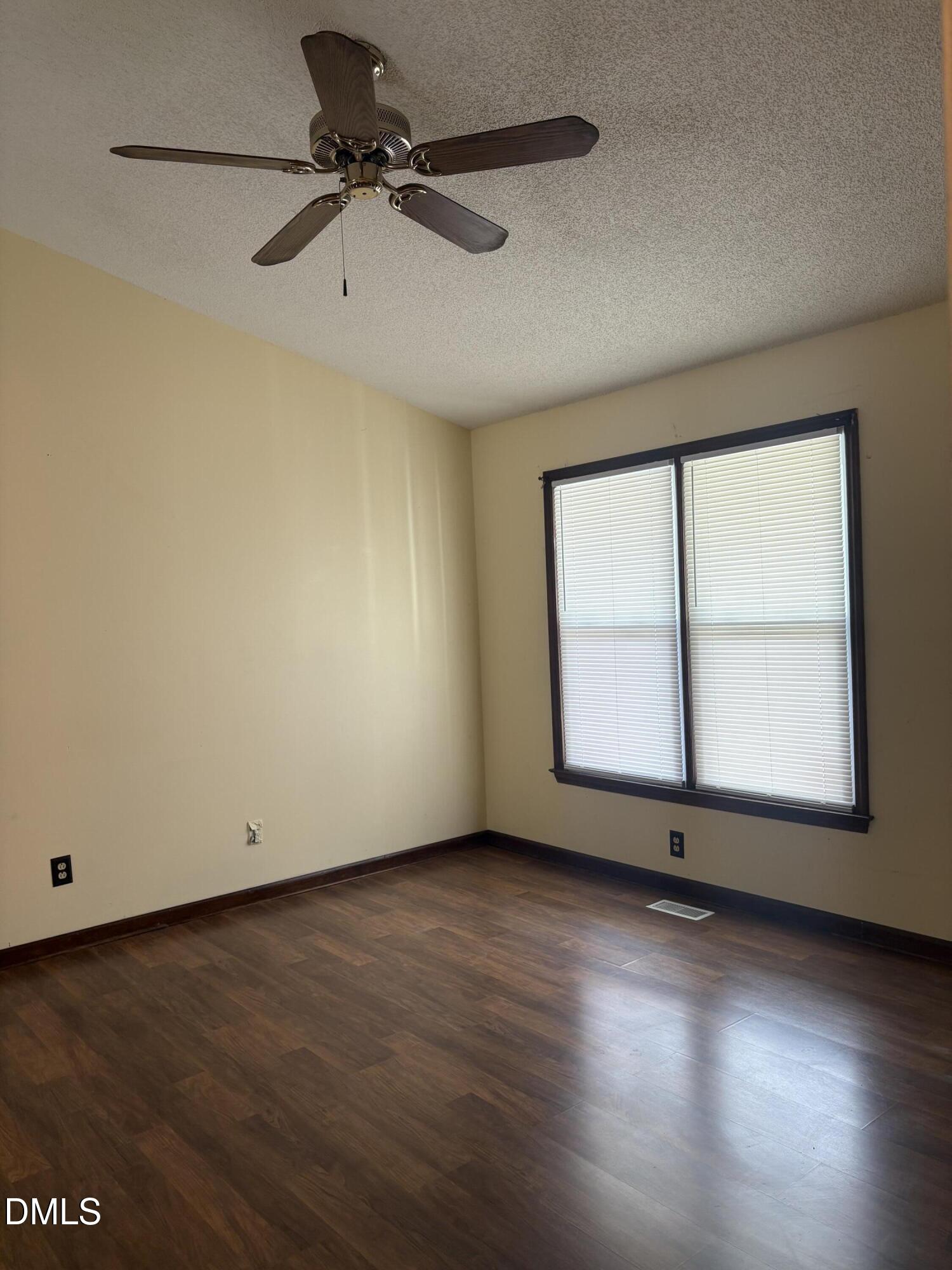 7 Town Crier Court Property Photo 16