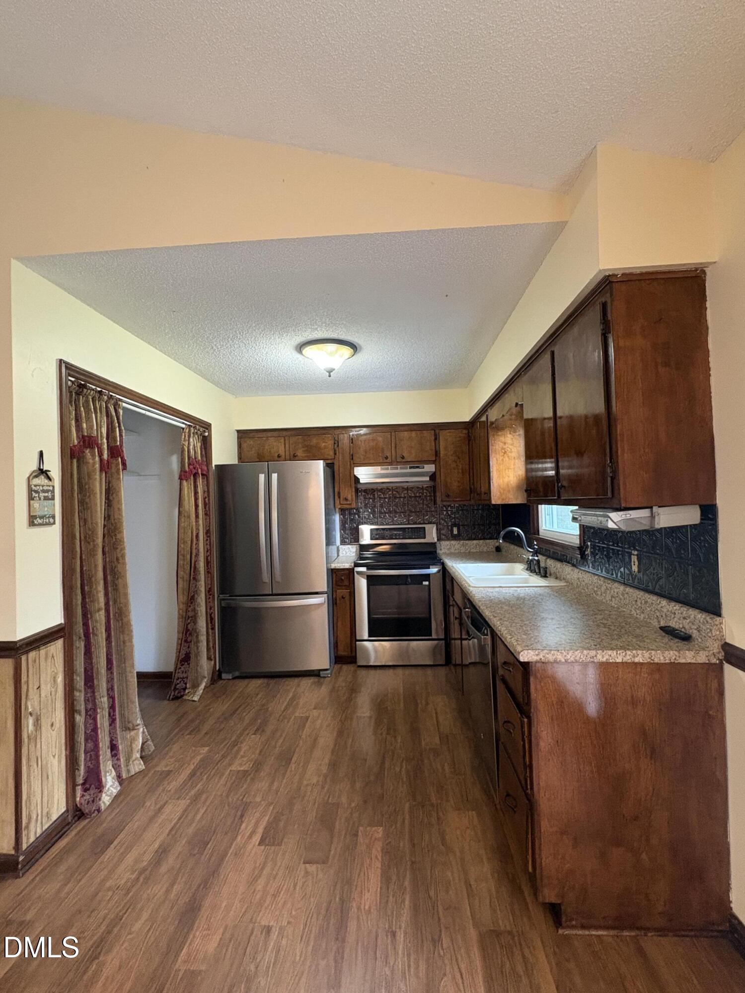 7 Town Crier Court Property Photo 22