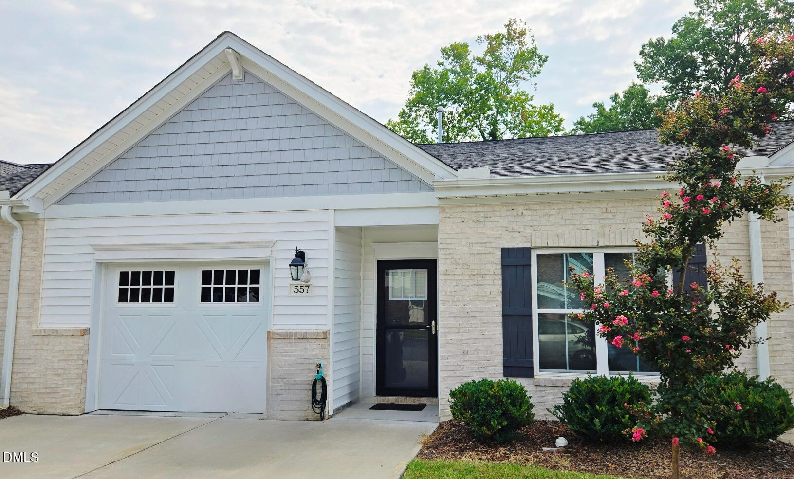 557 Isley Place
